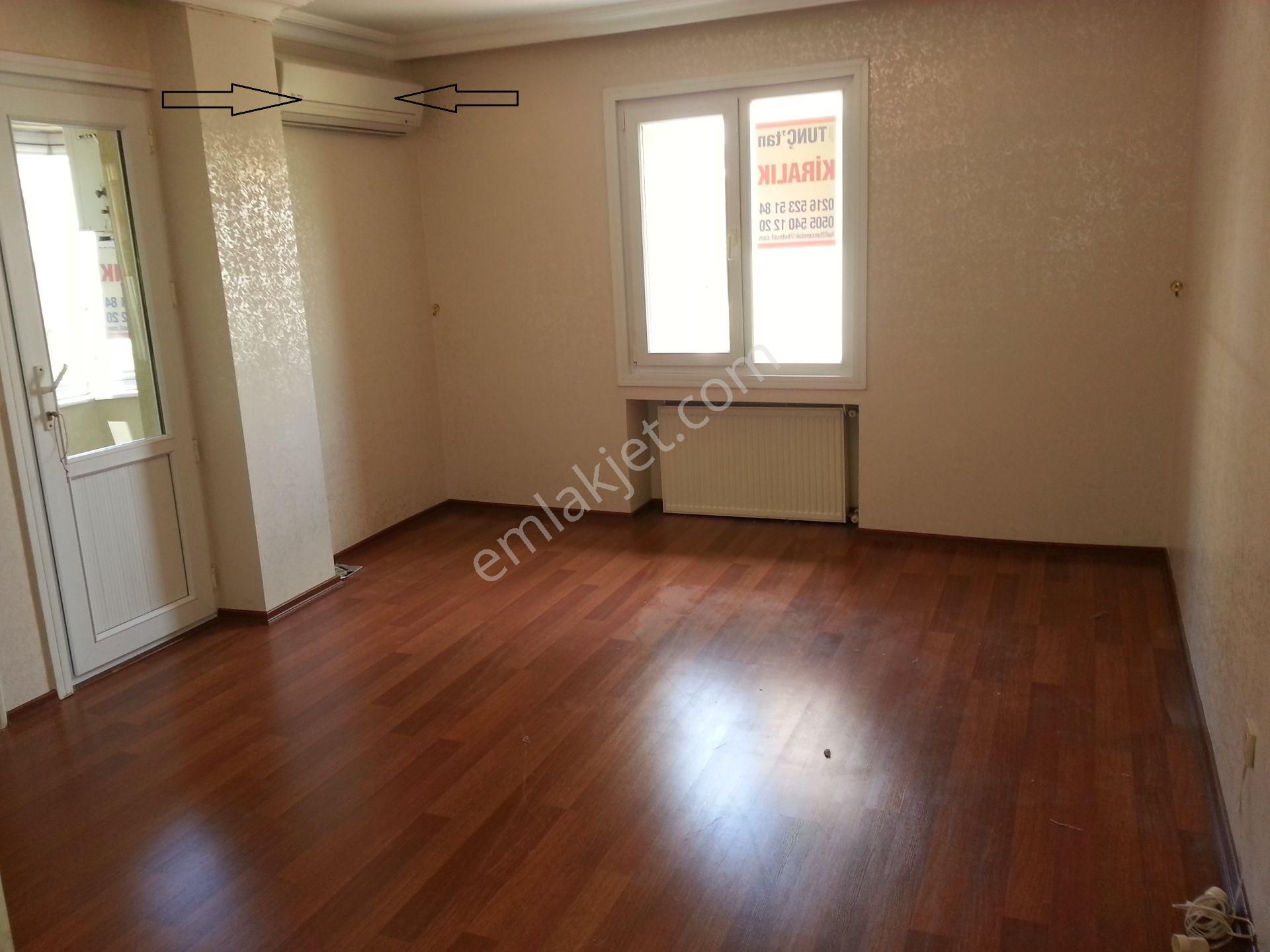 İstiklal Mahallesinde Site İçinde Satılık 3+1 Daire