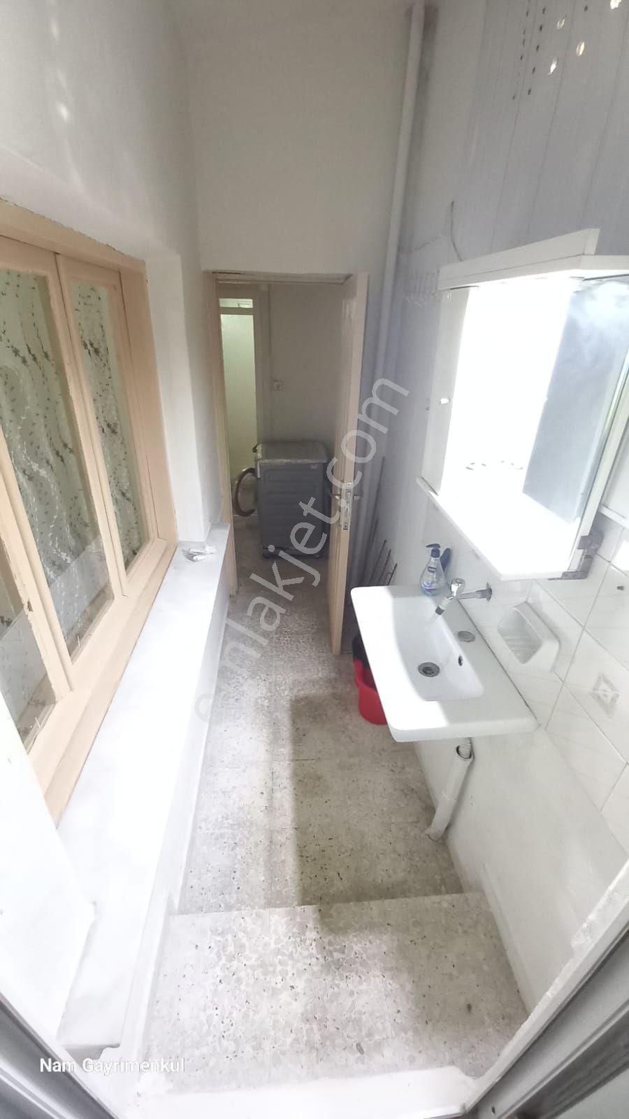 Sağlık Mahallesi'nde 2+1 Zemin Kat Müstakil Eşyalı Kiralık - Görsel 27