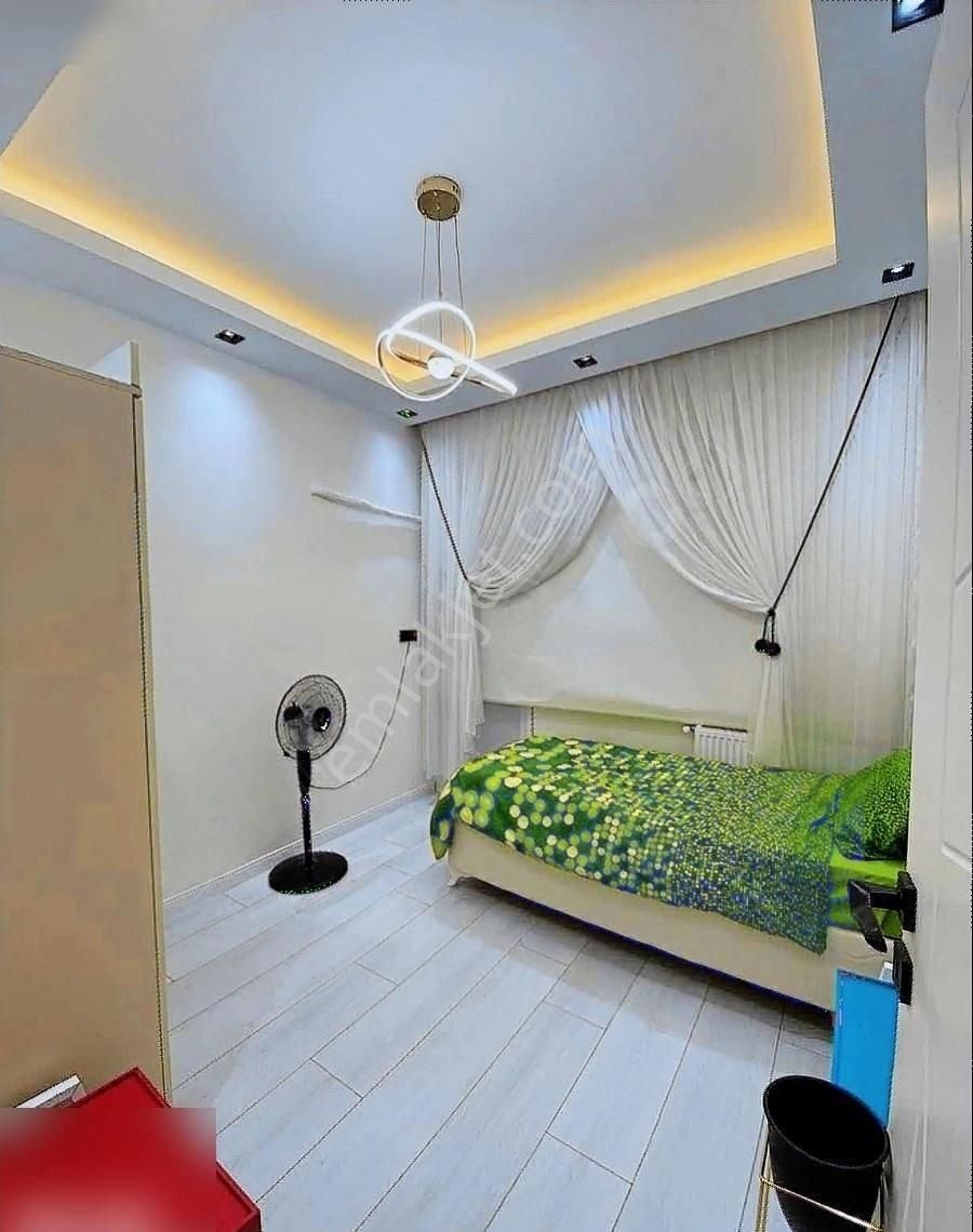 Öznur Öztürk'ten Körfez Mah. Yat Limana Yakın 3+1 Satılık Daire - Görsel 2