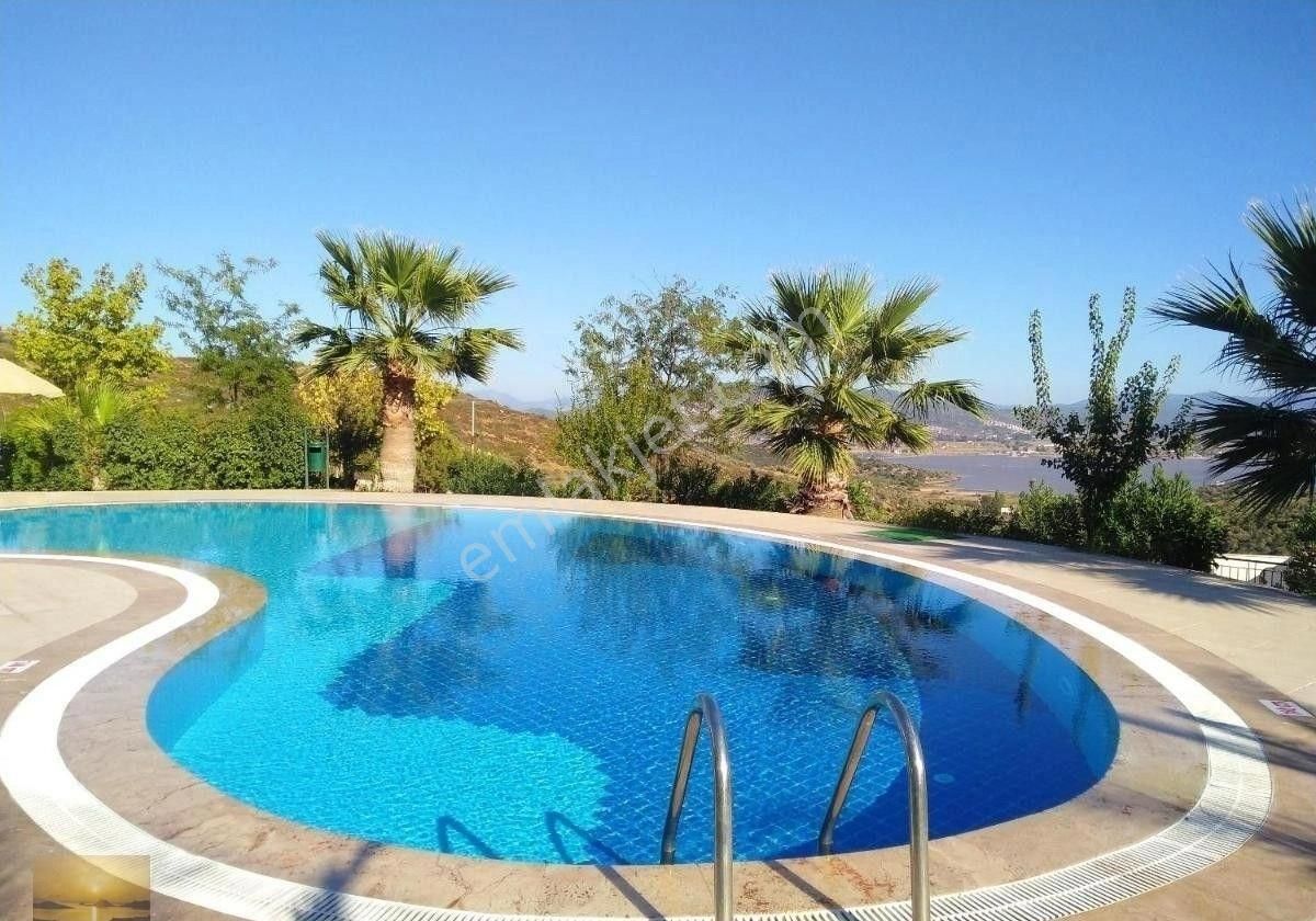 Önü Açık Manzaralı Deniz Yakın Satılıkev İngilizden Eşyalı Daire - Görsel 24