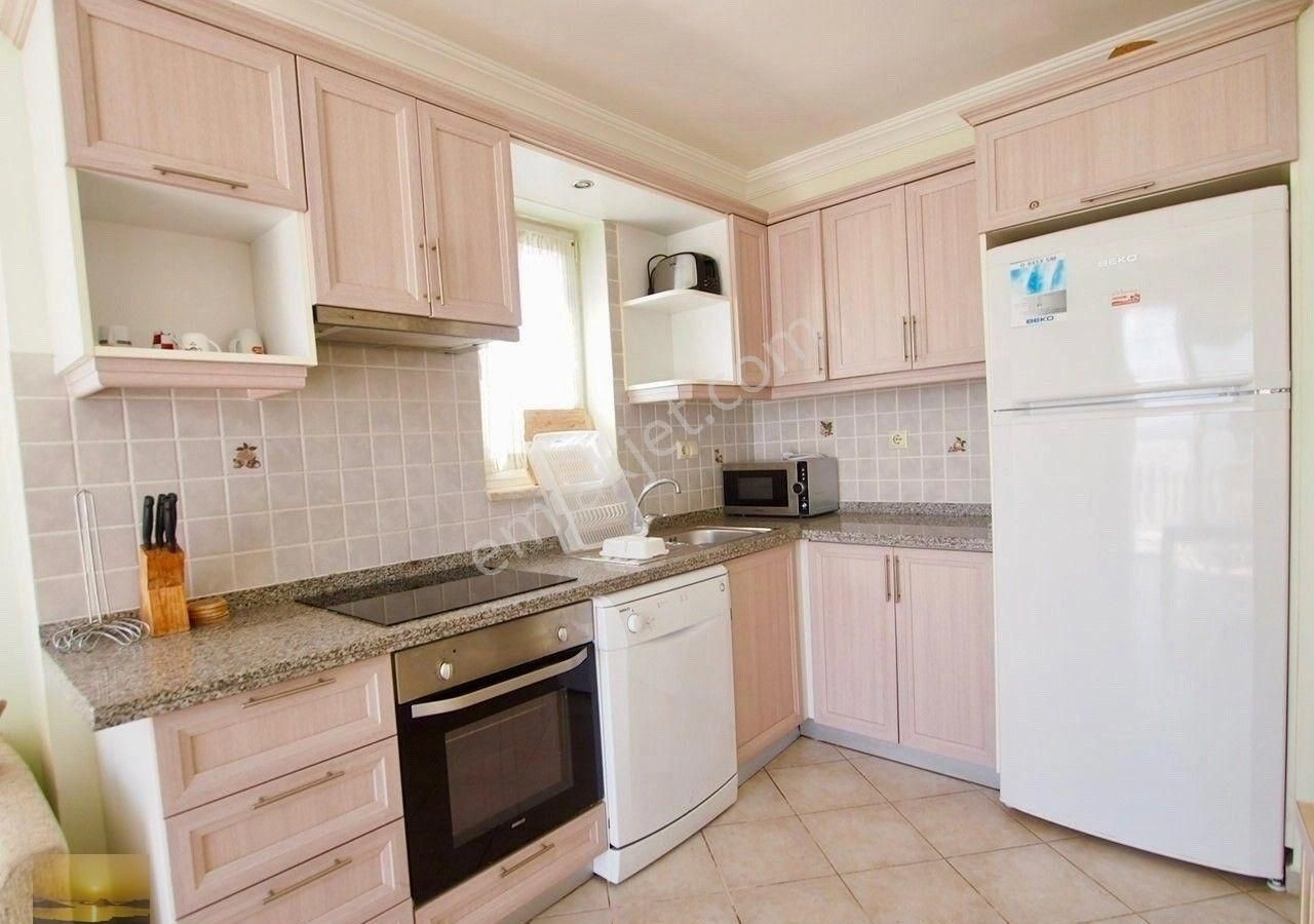 Önü Açık Manzaralı Deniz Yakın Satılıkev İngilizden Eşyalı Daire - Görsel 15