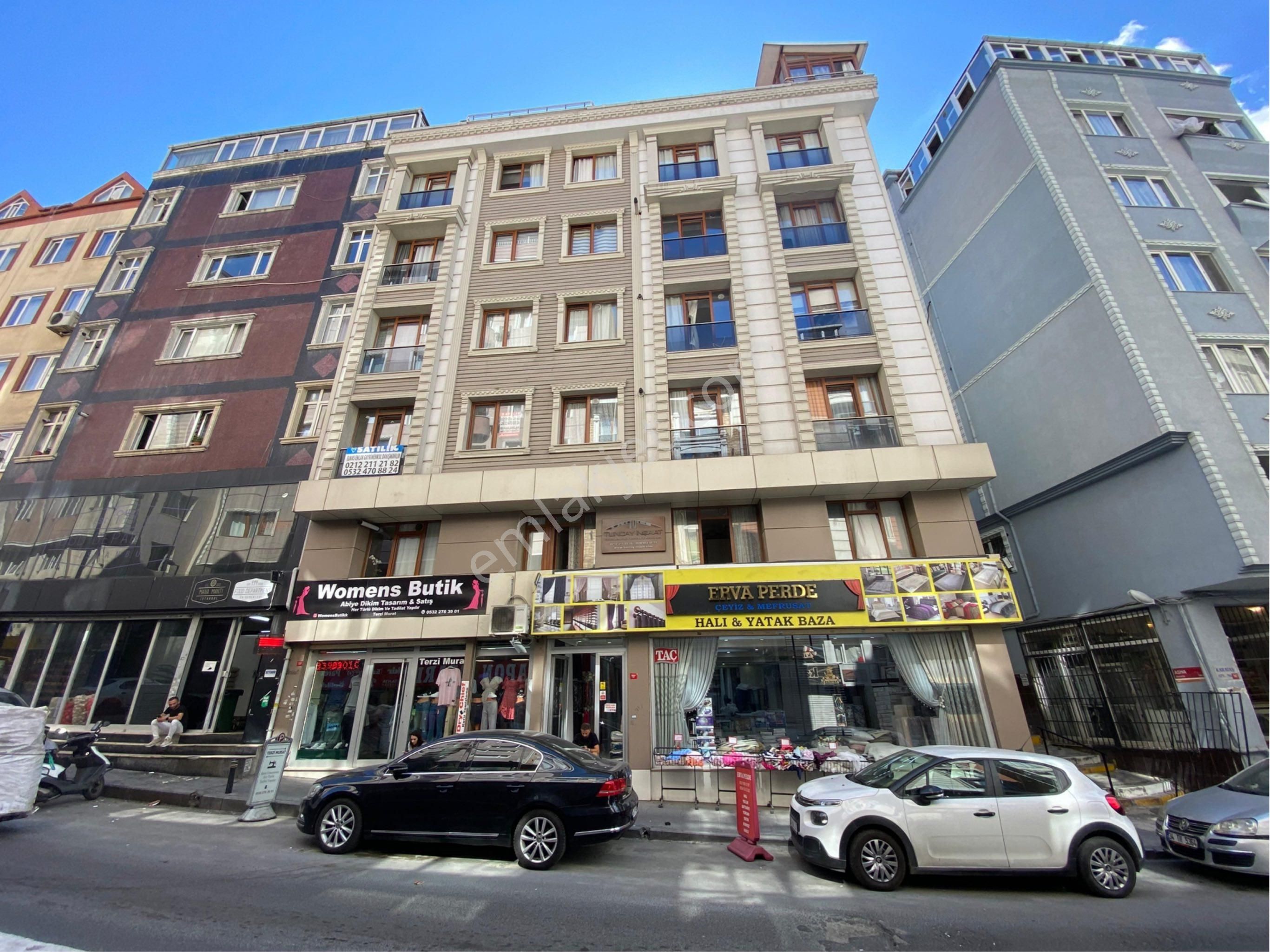 Tuncaydan Şişlide Yeni Binada Balkonlu Otoparklı Eşyalı 1+1