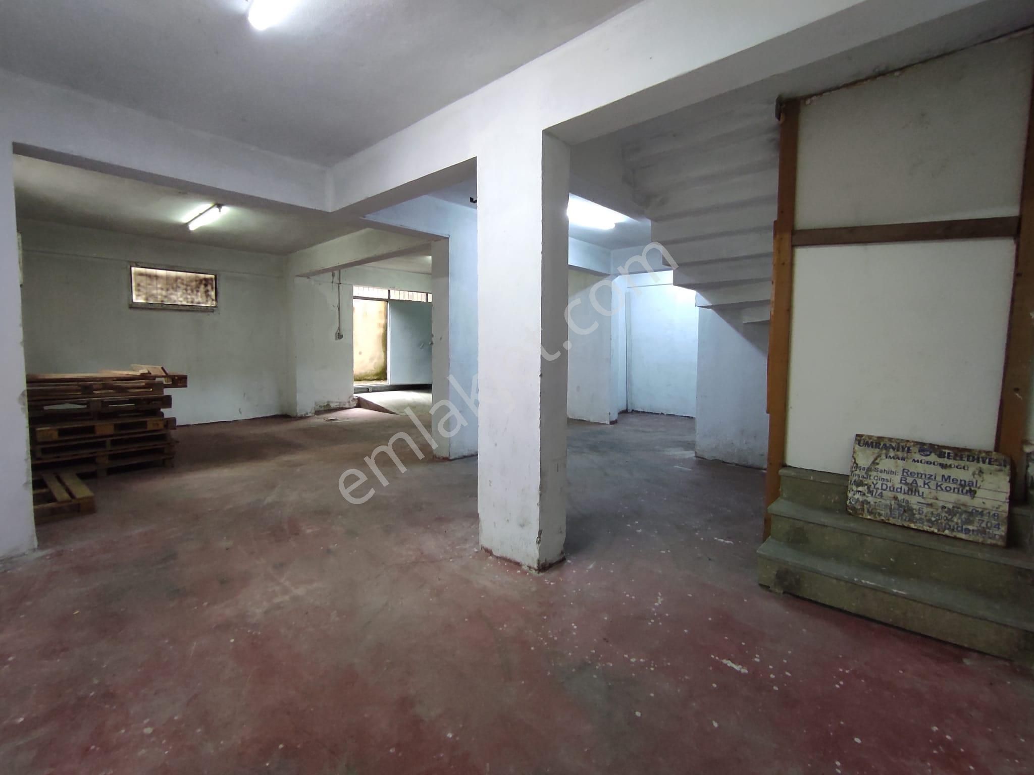 Esenşehir De Baraj Yoluna Yakın 180 Mt. Kiralık Depo