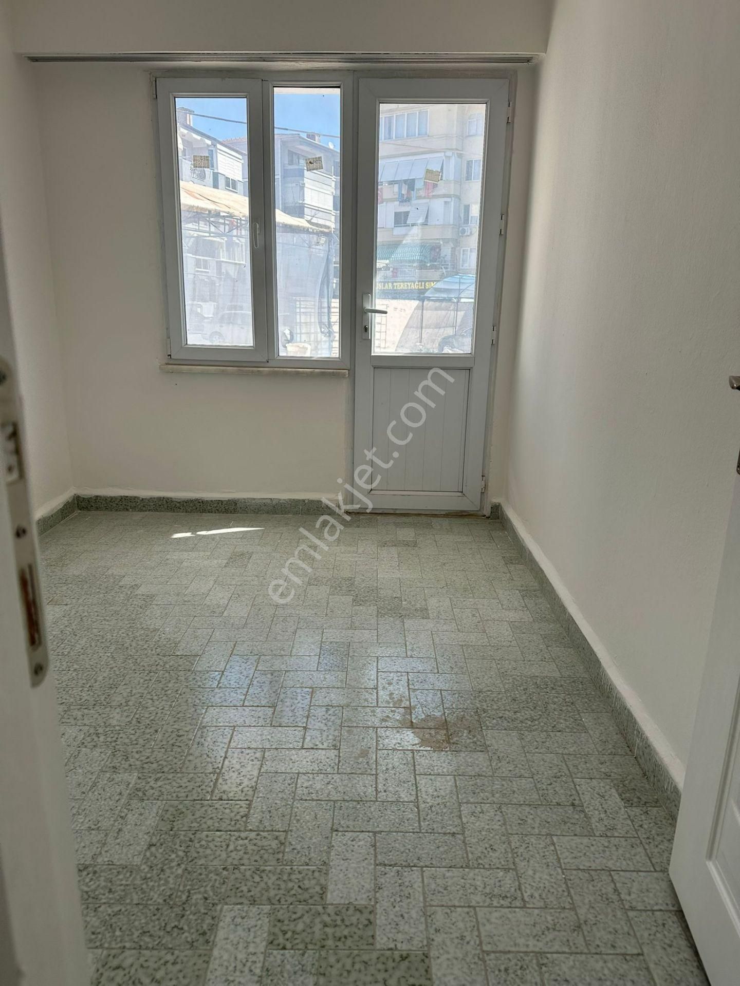 Kumlada Merkezde 2+1 Satılık Daire - Görsel 10