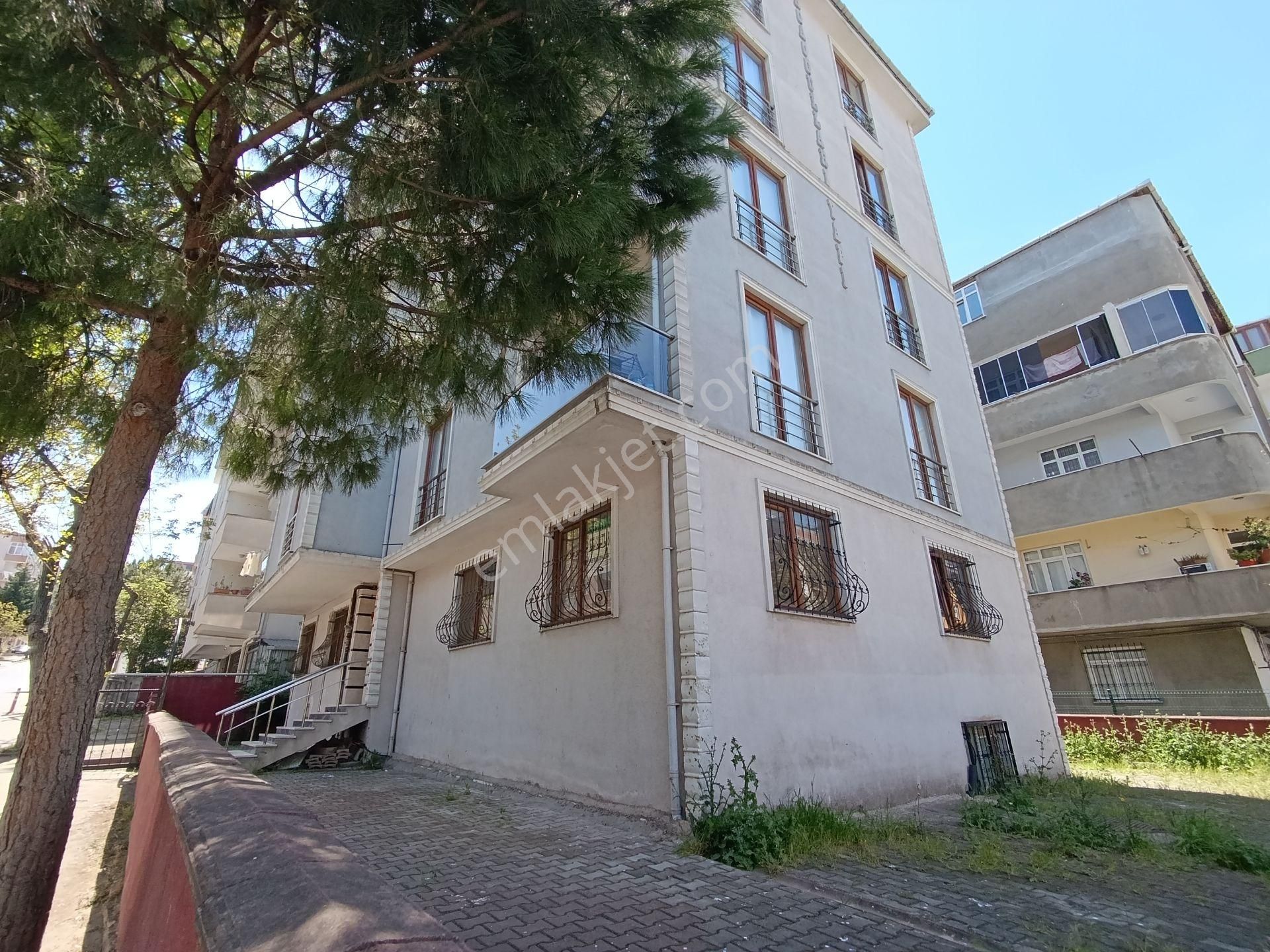 Pendik Güzelyalı"da Kiralık 2+1 75m2 Asansörlü İzlasyon Montalamalı Daire