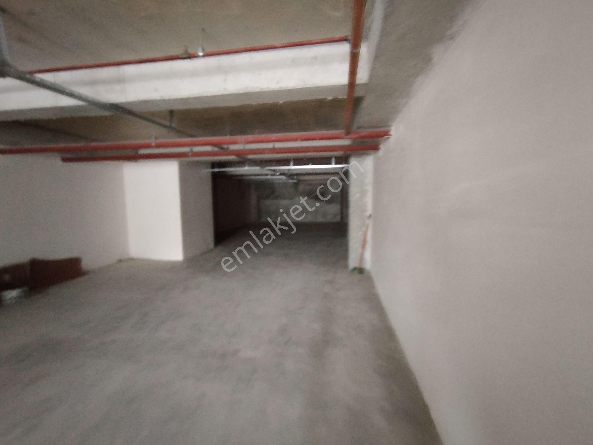 Arıkoğlundan U.mumcuda İş Hanında 160 M2 Giriş Dükkan - Görsel 2