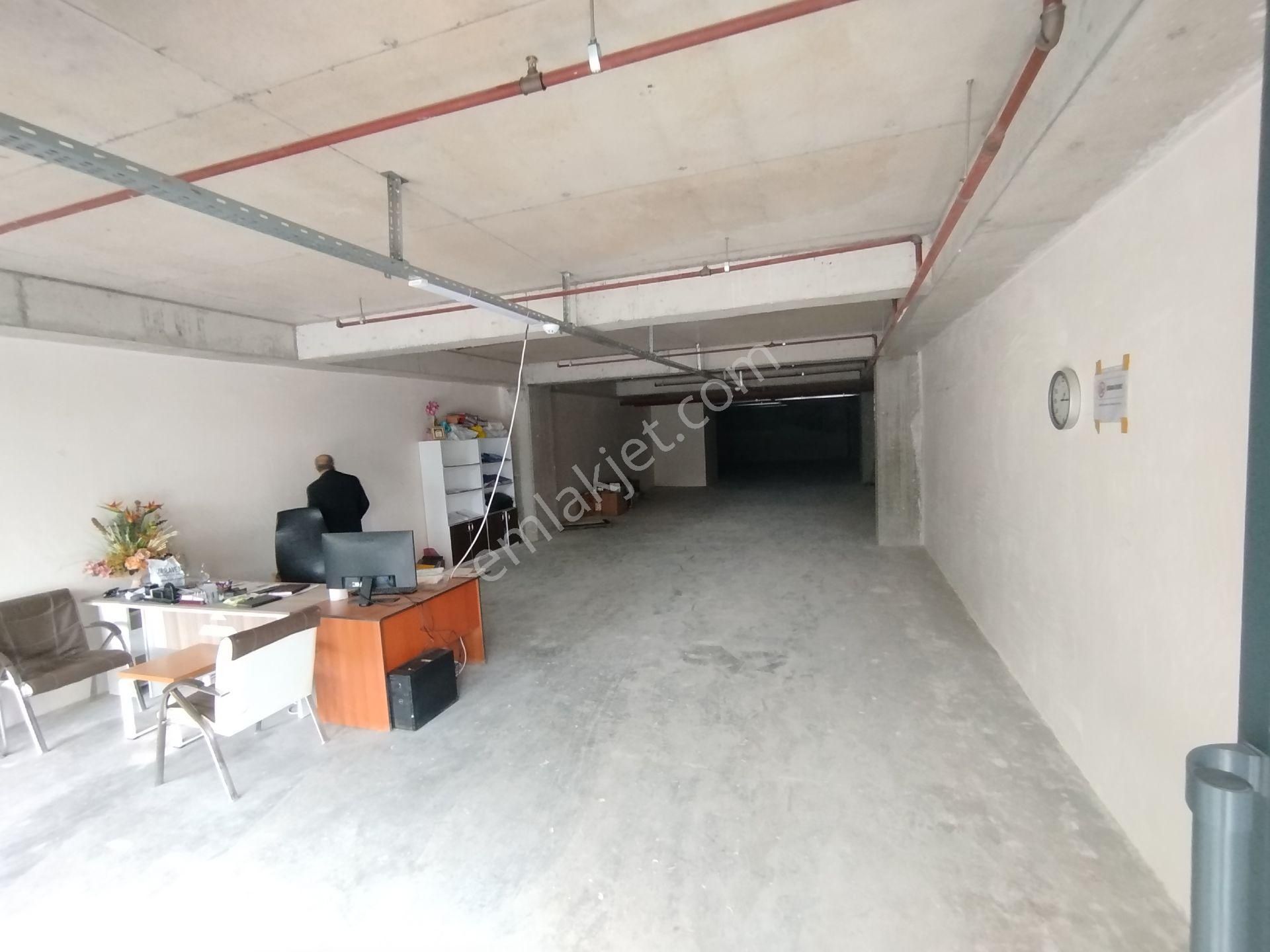 Arıkoğlundan U.mumcuda İş Hanında 160 M2 Giriş Dükkan - Görsel 12