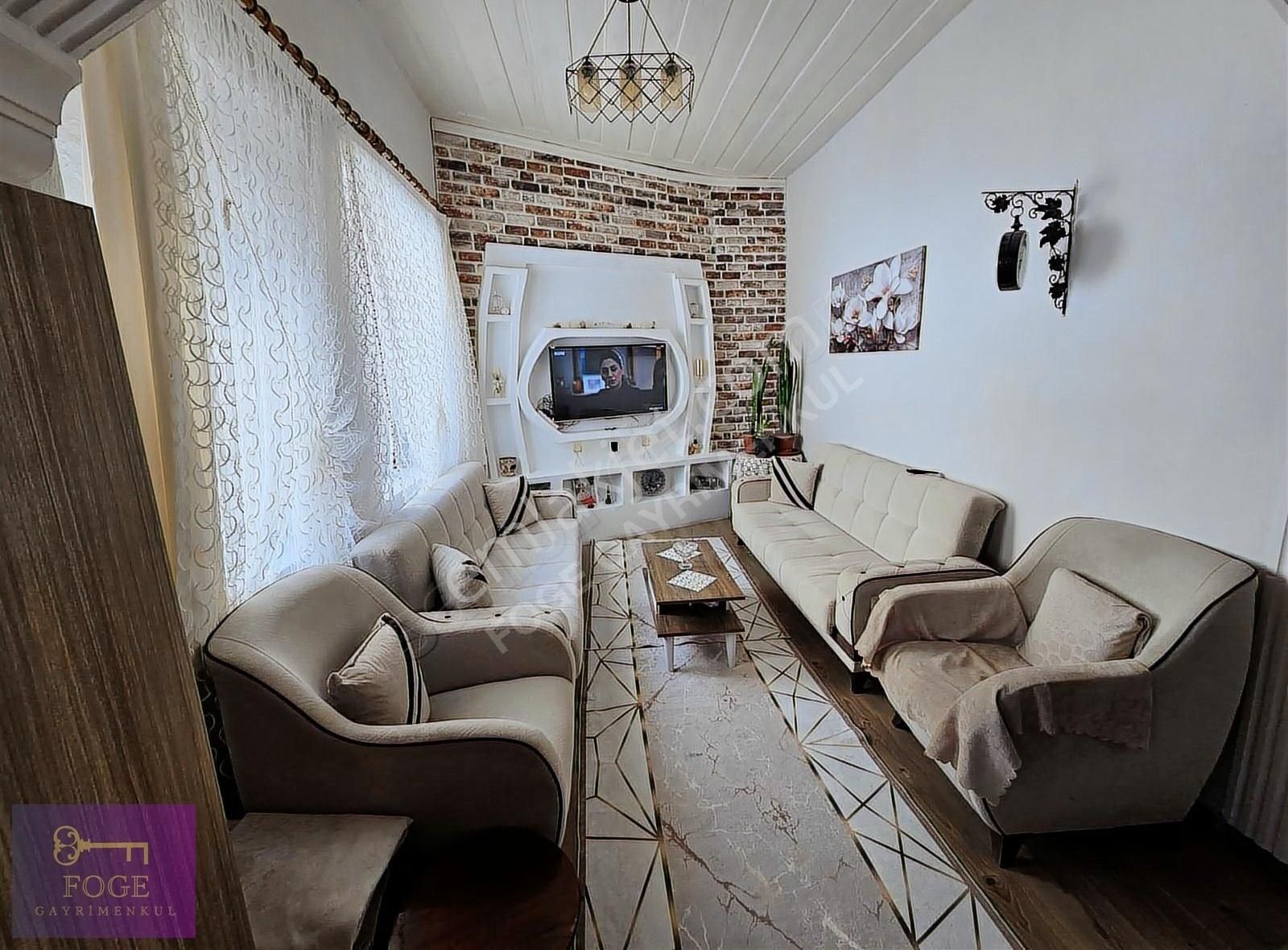 Yenifoça'da 1883 Yapımı Denize 100 M Tarihi 3+1 Satılık Taş Ev - Görsel 10