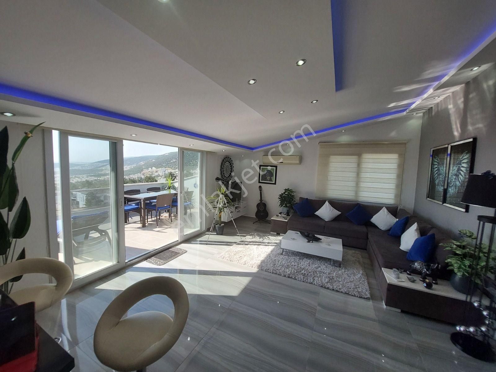 Didim Akbükte Satılık Havuzlu Sitede Deniz Manzaralı 3+1 Eşyalı Dublex - Görsel 4