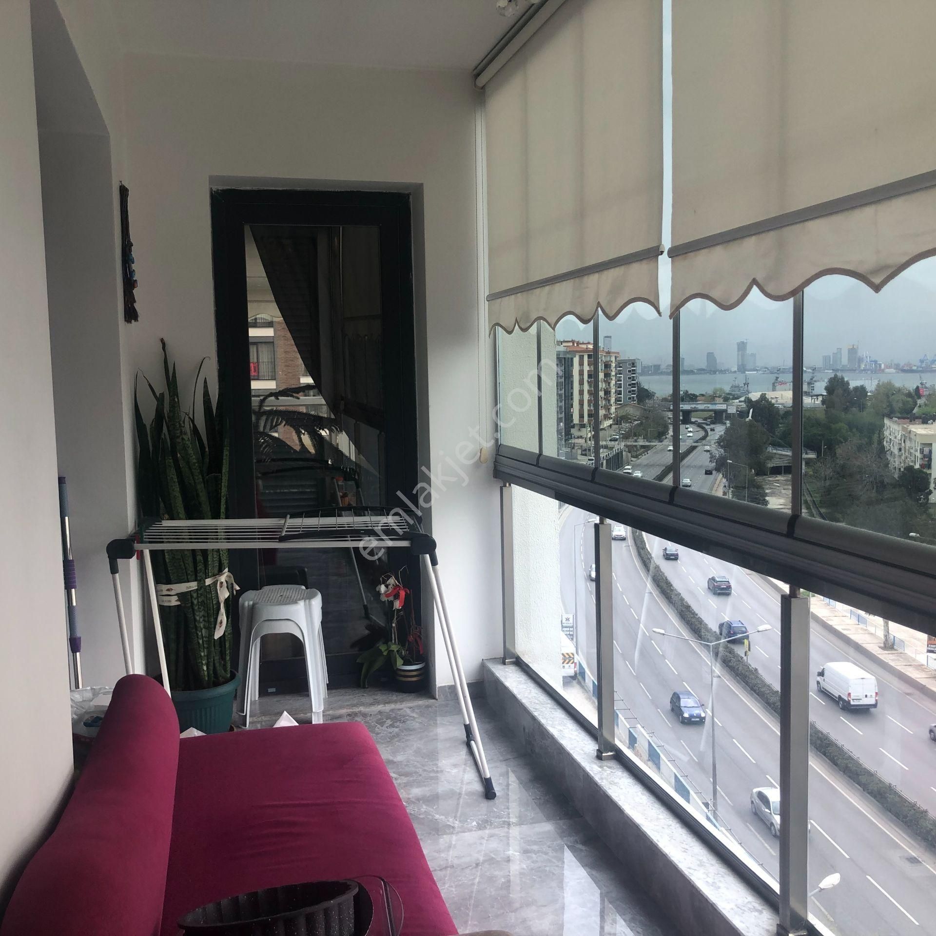 Bayraklı Emek Mahallesi Deniz Manzaralı Anadolu Caddesinde Satılık 3+1 Lüx Daire - Görsel 18