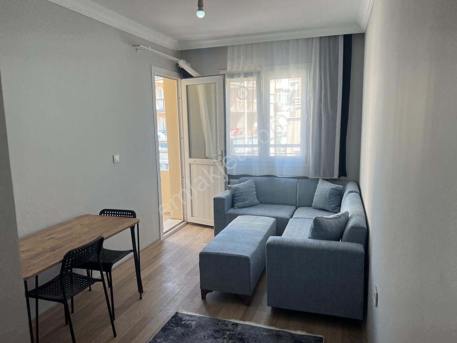 Buca Da Cadde Üzerinde Kiralık