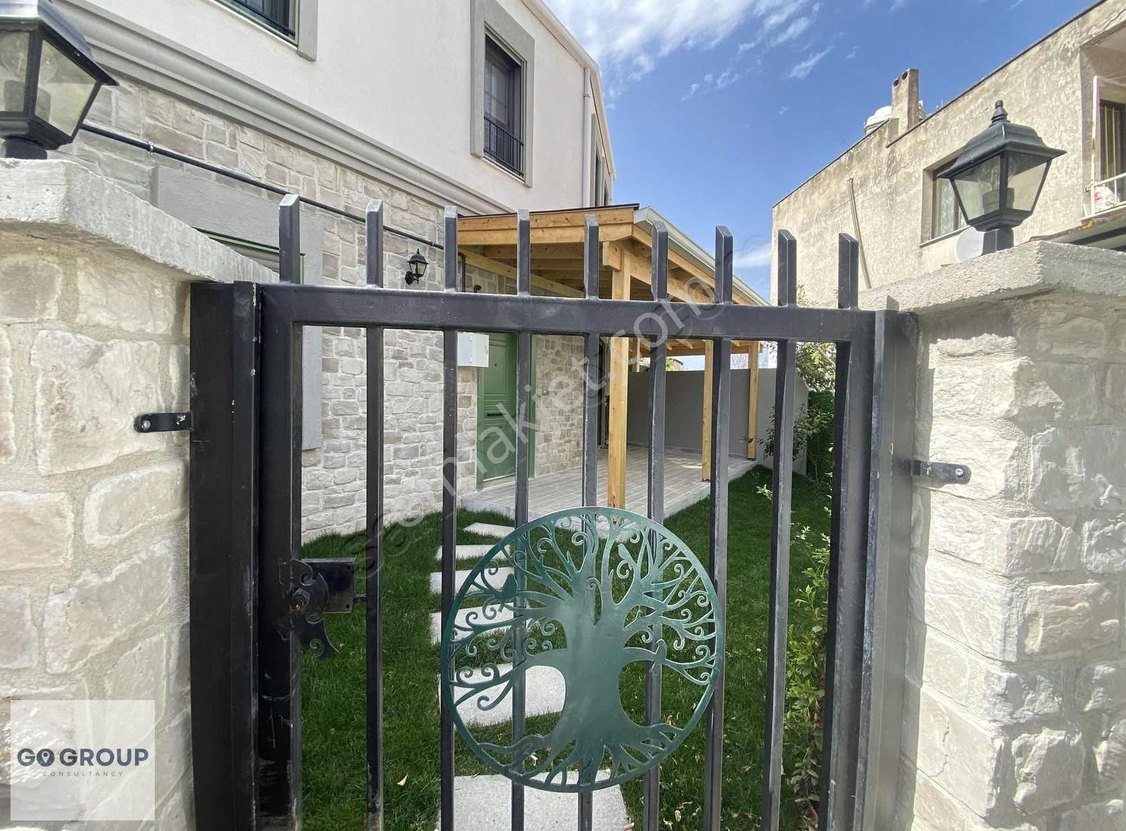 Urla'nın Kalbinde Şık Sıfır Müstakil - Görsel 6