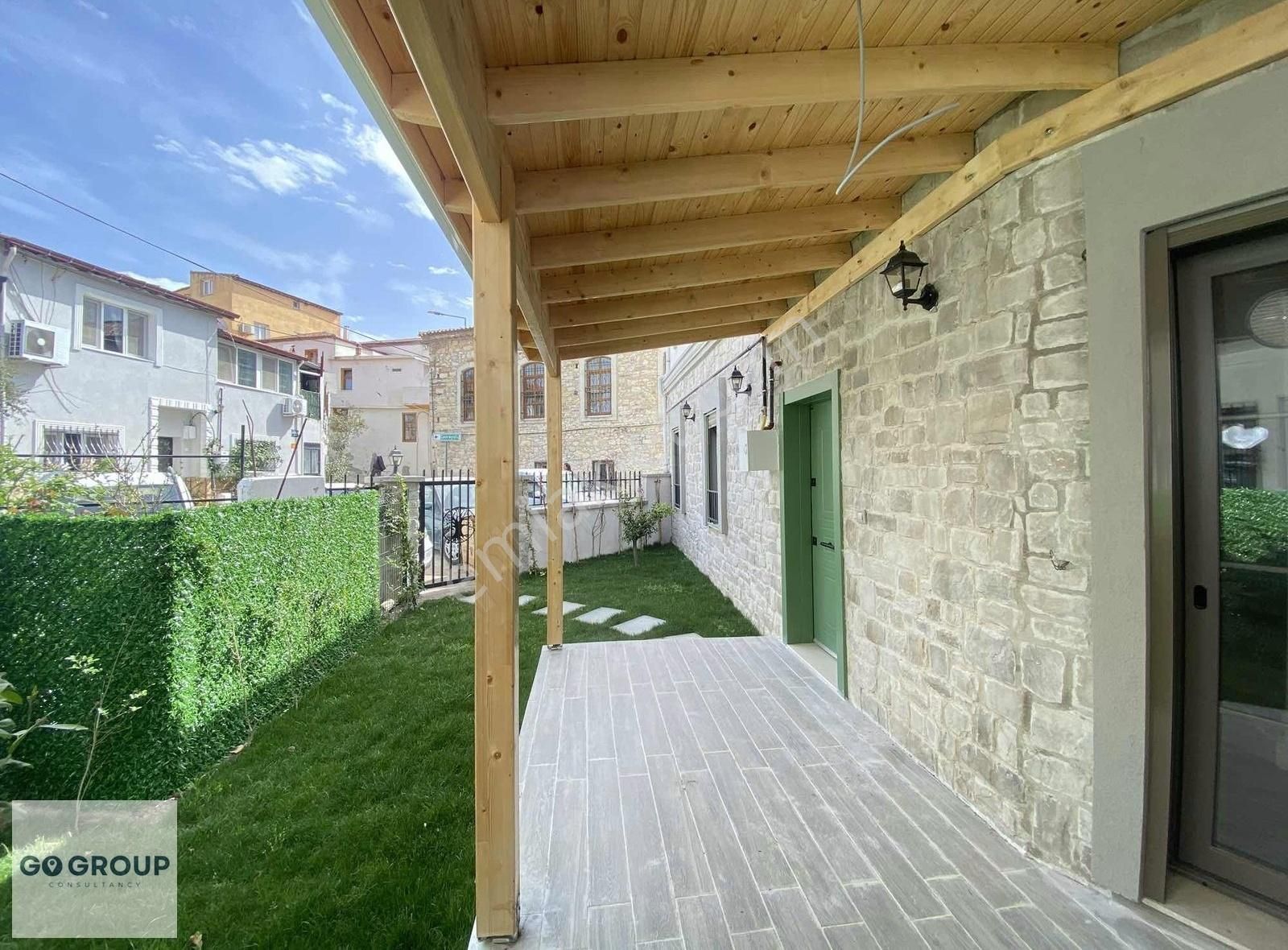 Urla'nın Kalbinde Şık Sıfır Müstakil - Görsel 24