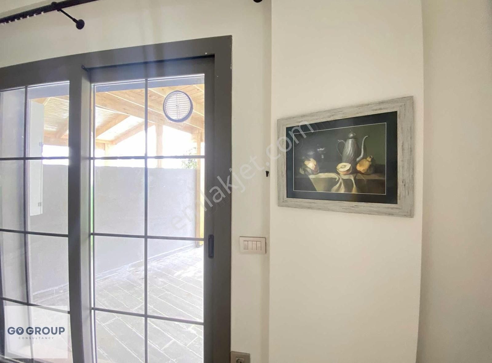 Urla'nın Kalbinde Şık Sıfır Müstakil - Görsel 25