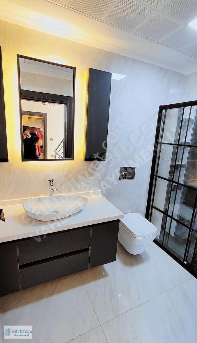 Vahdet'ten Güre'de Harika İç Tasarım, Denize Çok Yakın 3+1 Villa - Görsel 18