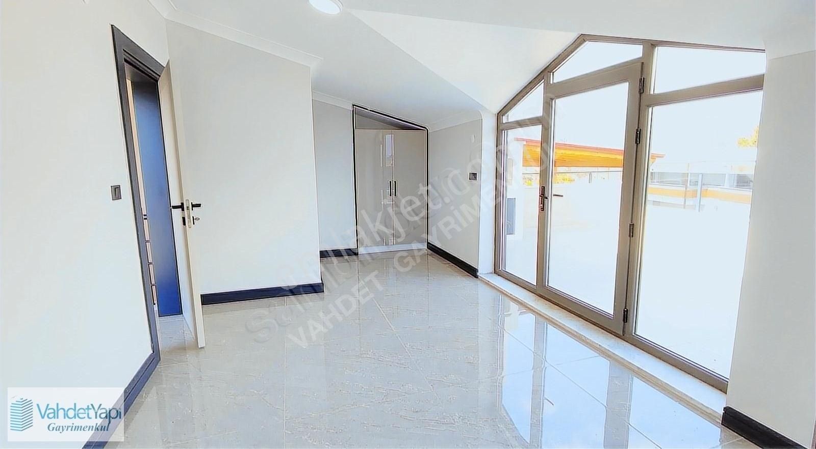 Vahdet'ten Güre'de Harika İç Tasarım, Denize Çok Yakın 3+1 Villa - Görsel 4