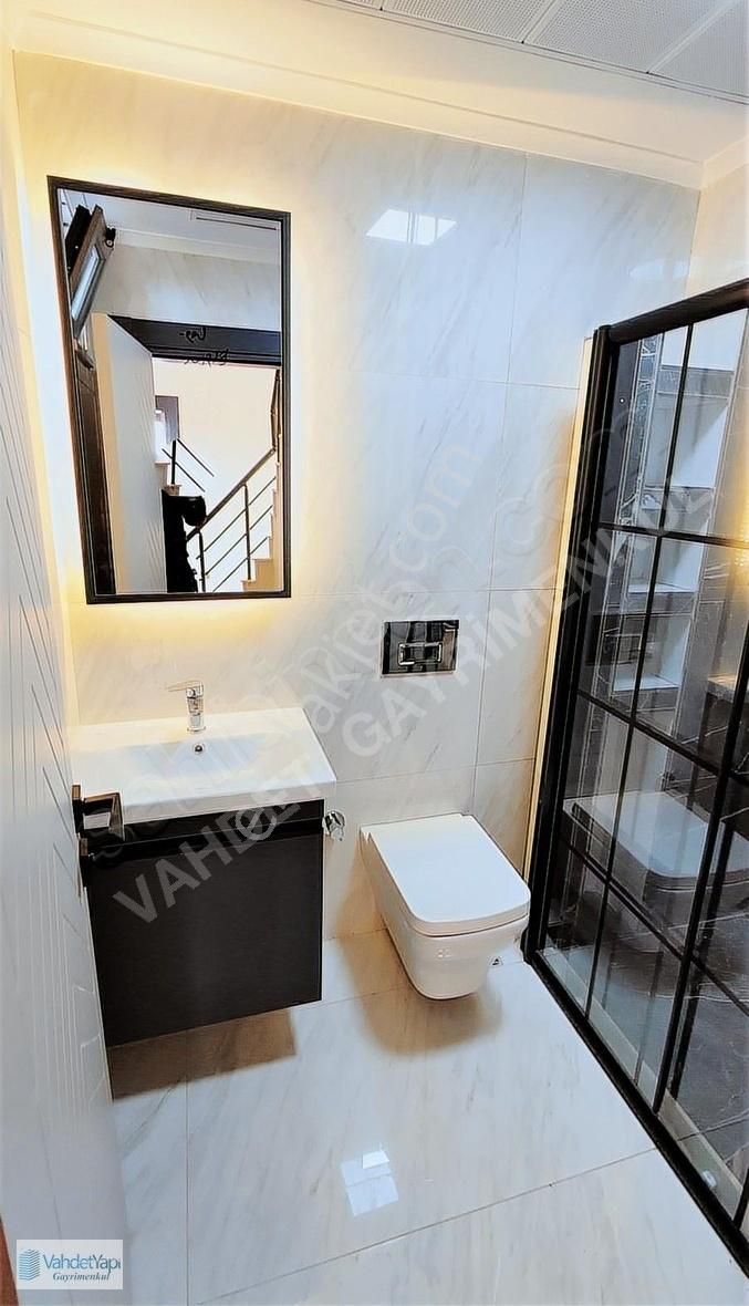 Vahdet'ten Güre'de Harika İç Tasarım, Denize Çok Yakın 3+1 Villa - Görsel 24