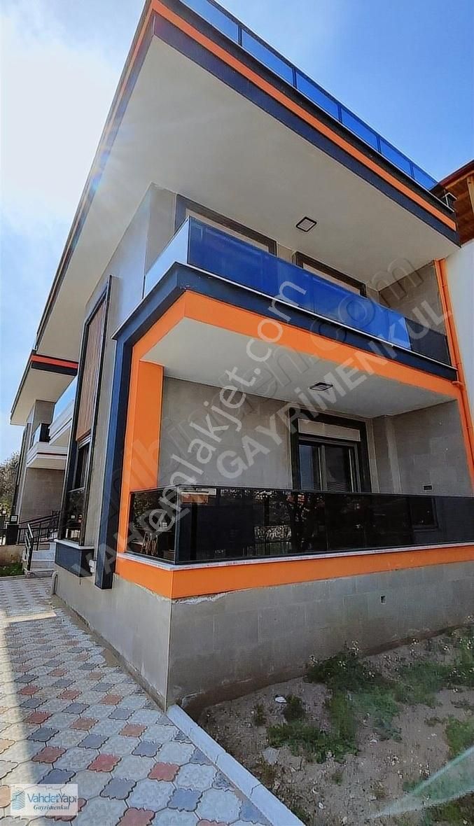 Vahdet'ten Güre'de Harika İç Tasarım, Denize Çok Yakın 3+1 Villa - Görsel 12