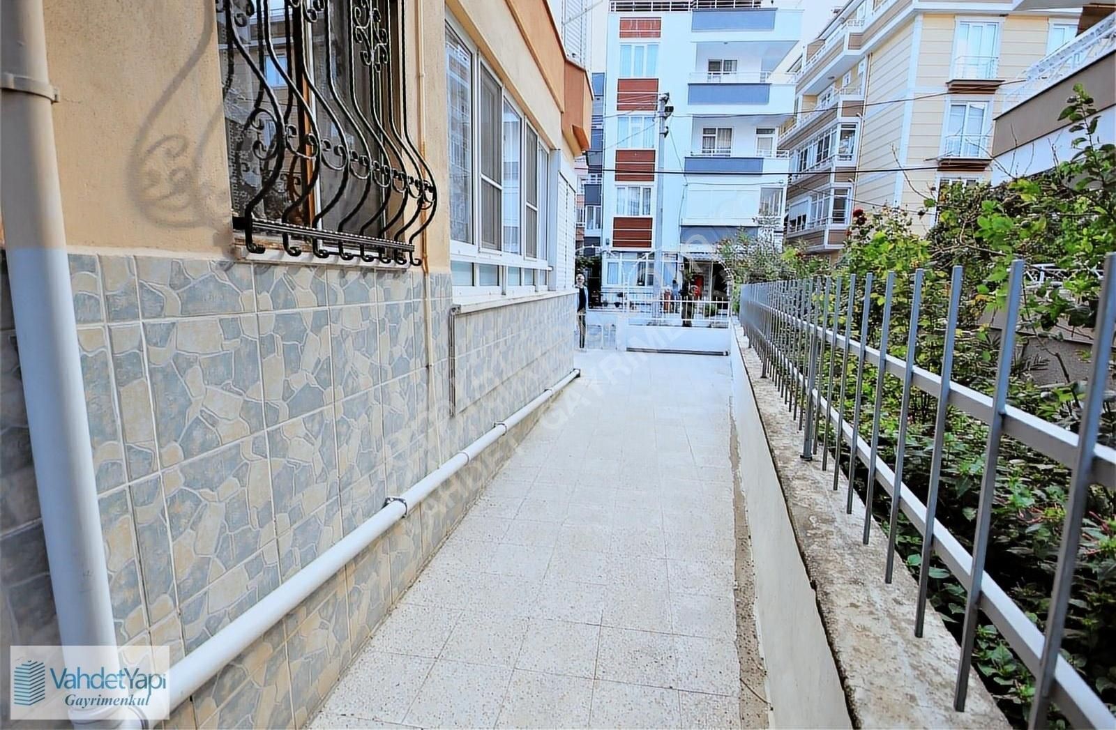 Vahdet'ten Akçay Sarıkızda 4+1 Çift Teraslı Satılık Kat Dubleksi - Görsel 29