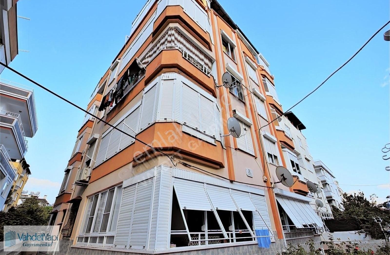 Vahdet'ten Akçay Sarıkızda 4+1 Çift Teraslı Satılık Kat Dubleksi - Görsel 15