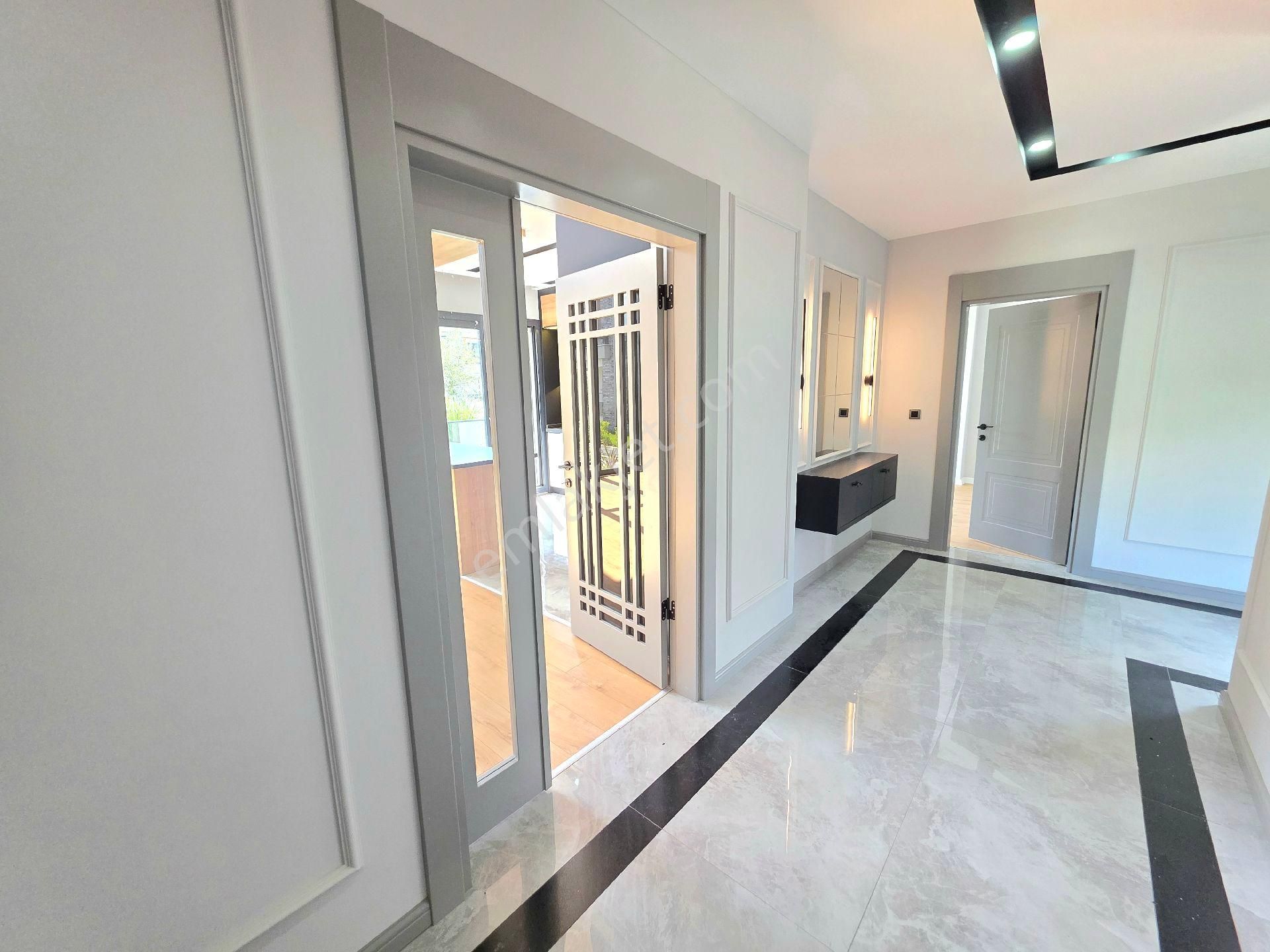 Vahdet'ten Altınoluk'ta Yeni Satılık Luxe Loft Villa Sitesi !!!! - Görsel 22