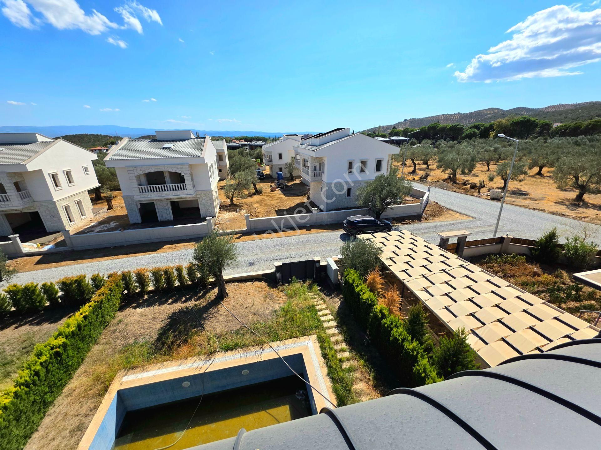 Vahdet'ten Gürede Havuzlu Müstakil Modern Mimari 4+1 Sıfır Villa - Görsel 31