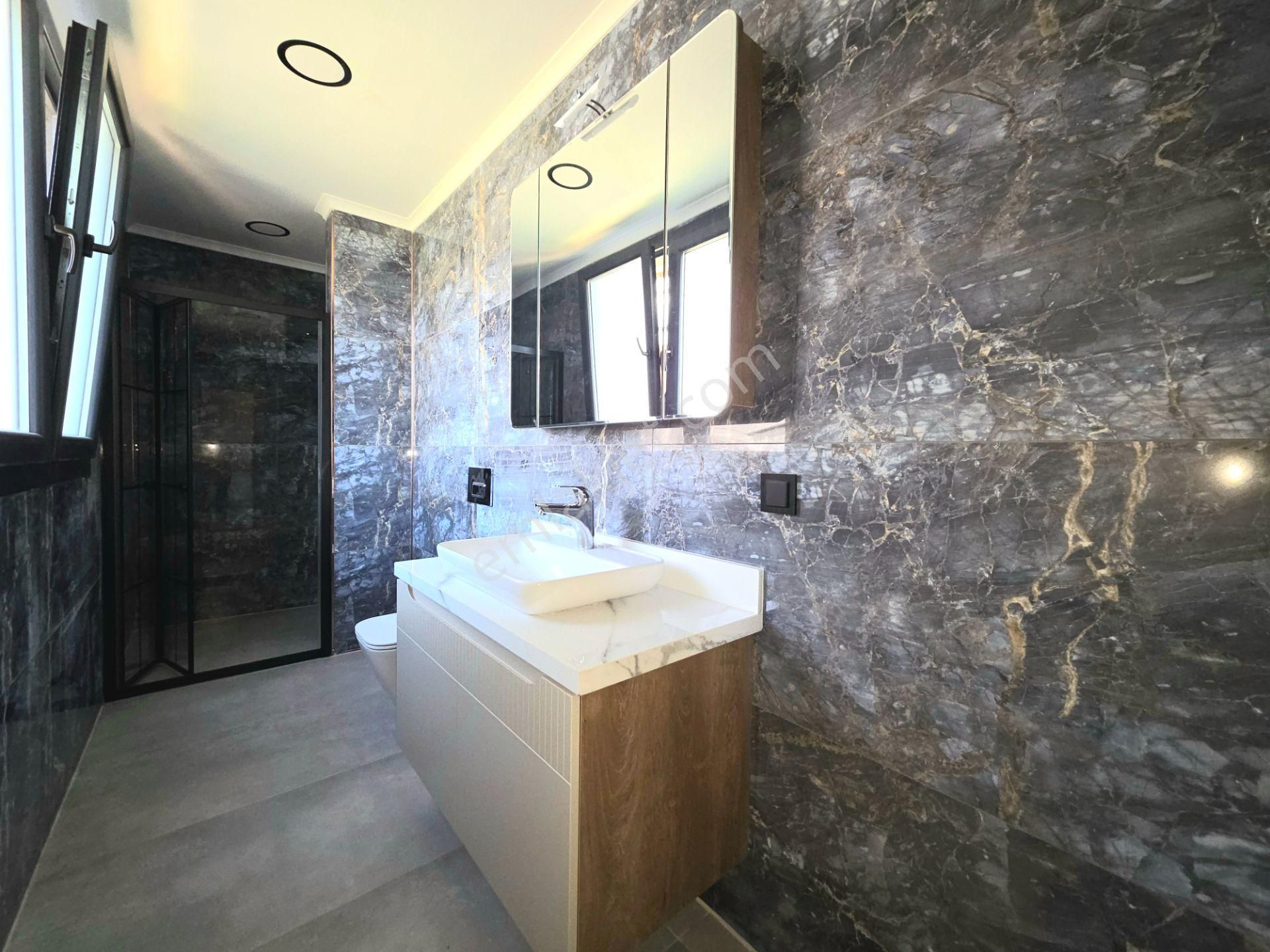 Vahdet'ten Gürede Havuzlu Müstakil Modern Mimari 4+1 Sıfır Villa - Görsel 21