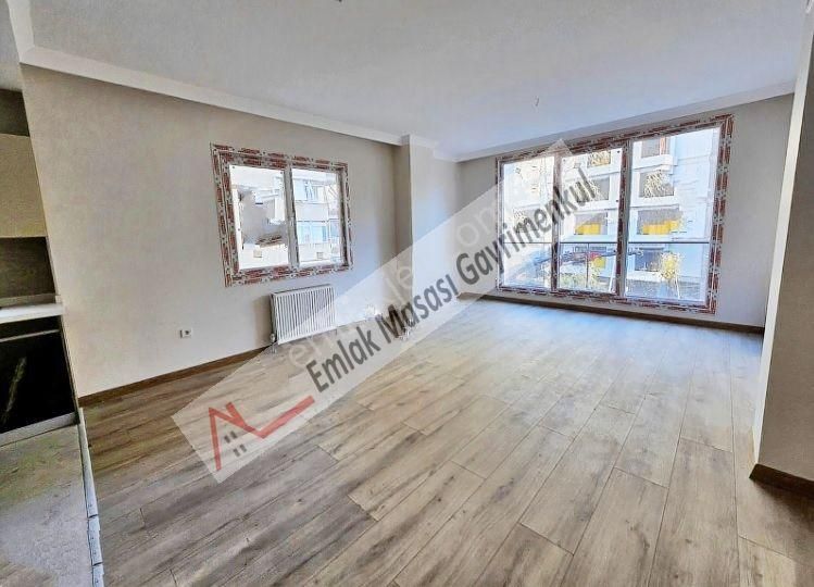 Bostancı Çatalçeşmede Bağdat Caddesine Yakın 2+1 Sıfır Daire Emlak Masası