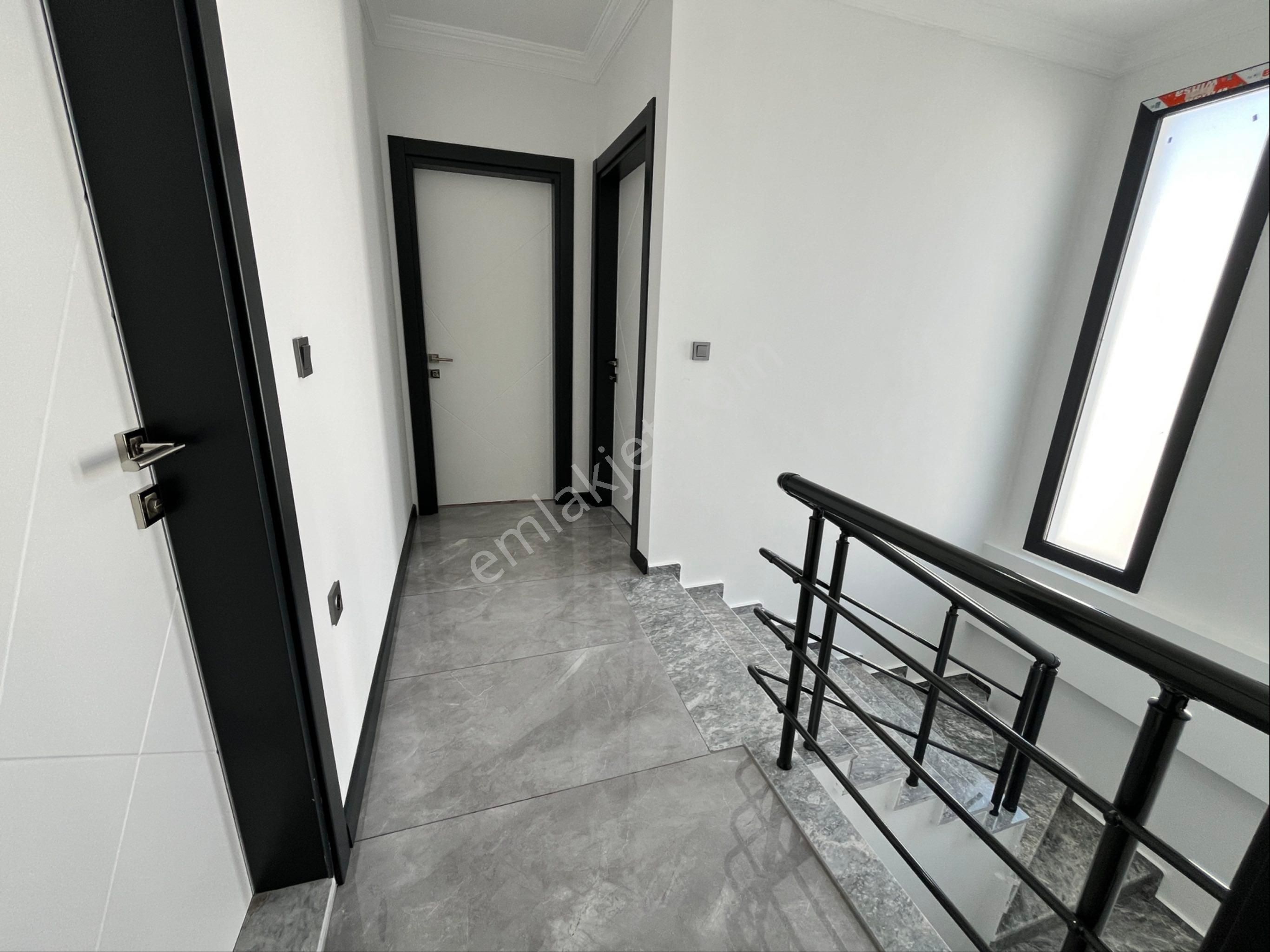 Didim Sağtur'da Tam Müstakil Site İçi Lüks Sıfır Villa - Görsel 19