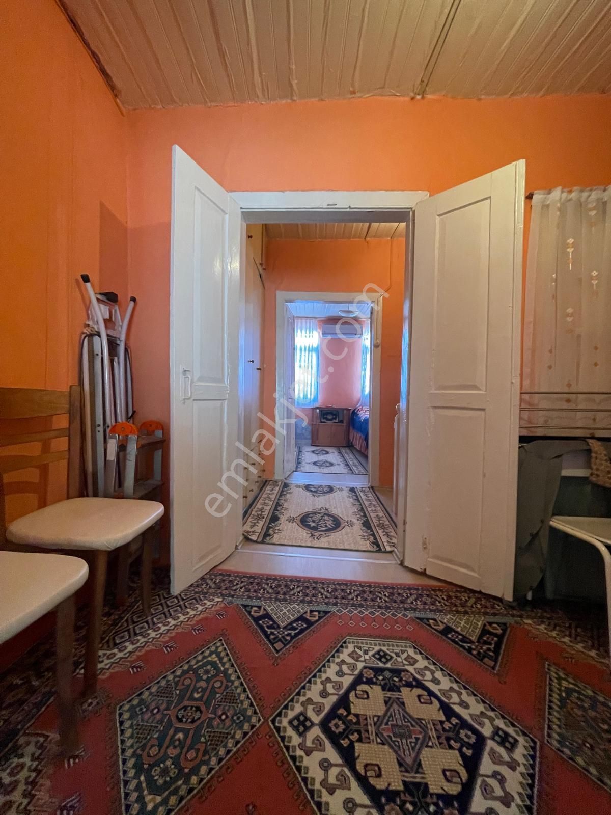 Premar Ayvada'dan Ayvalık Merkez'de 2 Katlı Avlulu 3+1 Taş Rum Evi - Görsel 18