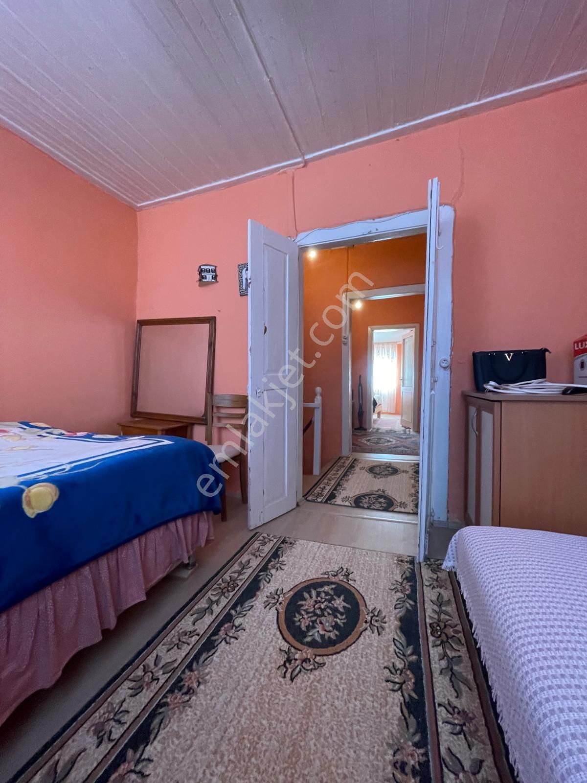 Premar Ayvada'dan Ayvalık Merkez'de 2 Katlı Avlulu 3+1 Taş Rum Evi - Görsel 23