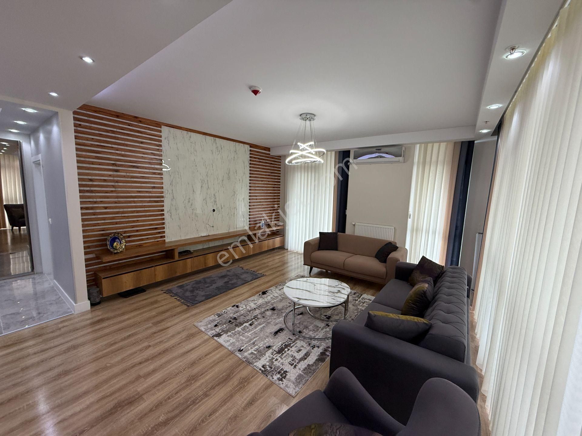 Bahçeşehir Strada 1.etap Özel Dekorasyonlu Satılık 3+1 Boş Daire - Görsel 13