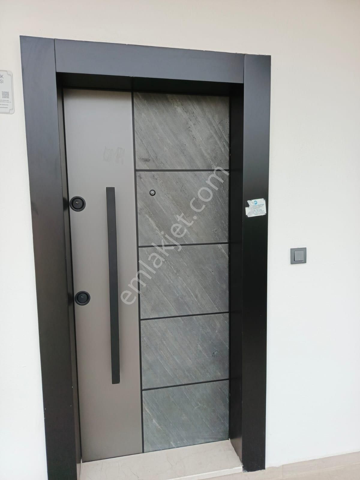 Stop’tan Akarca’da Havuzlu 6+1 Triplex Lüks Villa - Görsel 12