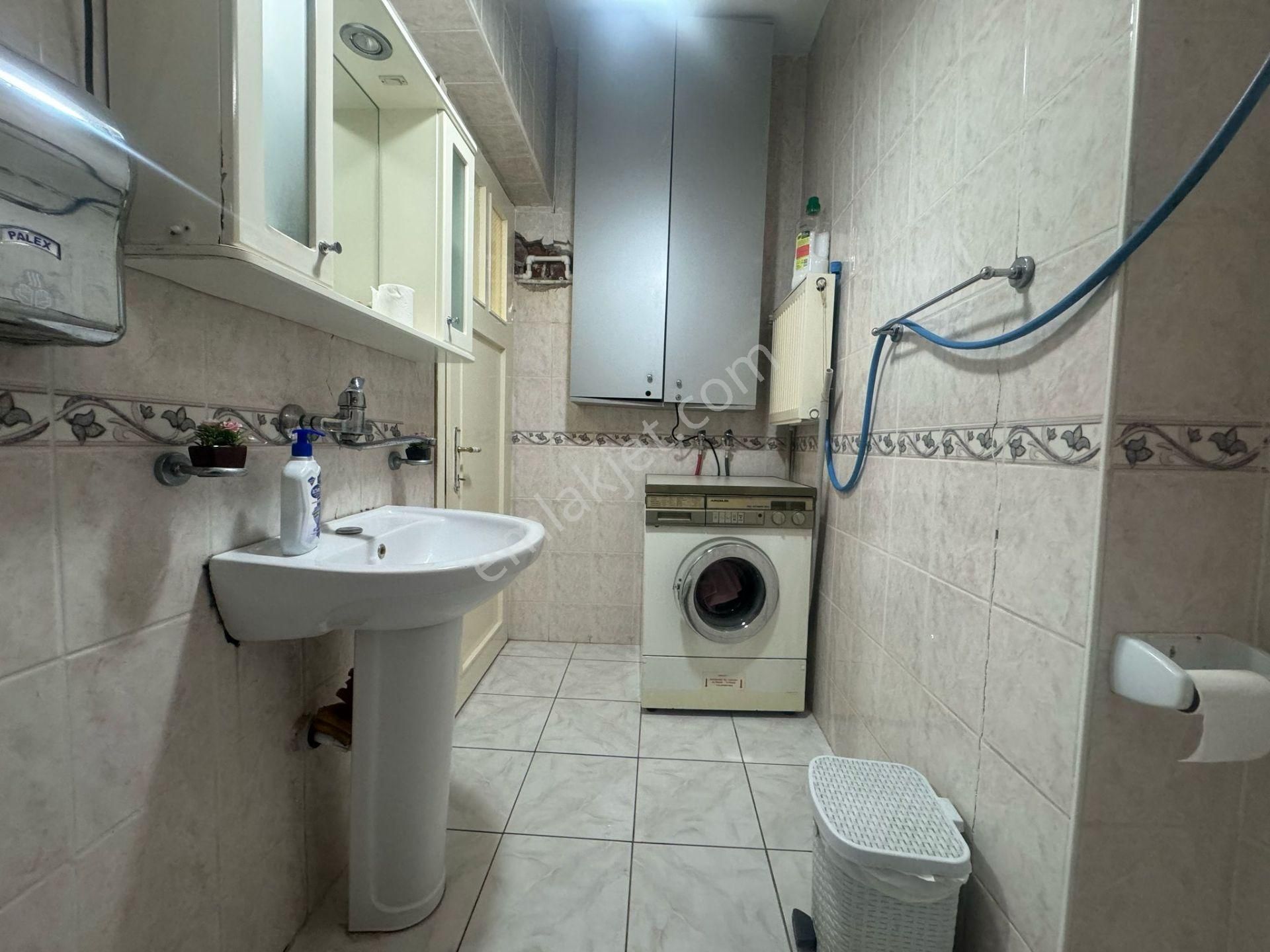 İstanbul House'dan Bahçelievler'de Müstakil Tadında 3+1 Daire - Görsel 26