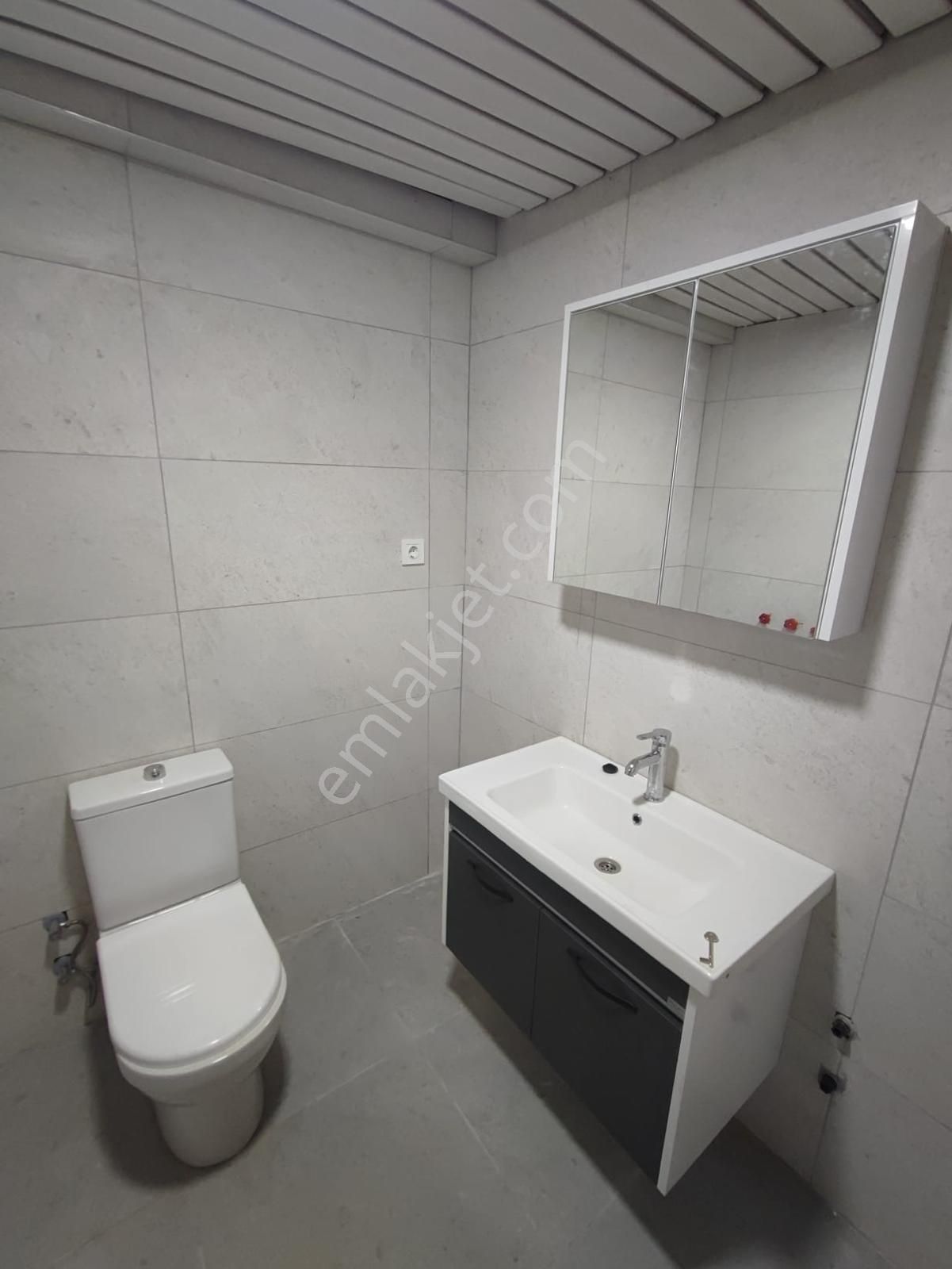 Merkezi Konumda Kiralık Daire - Görsel 12