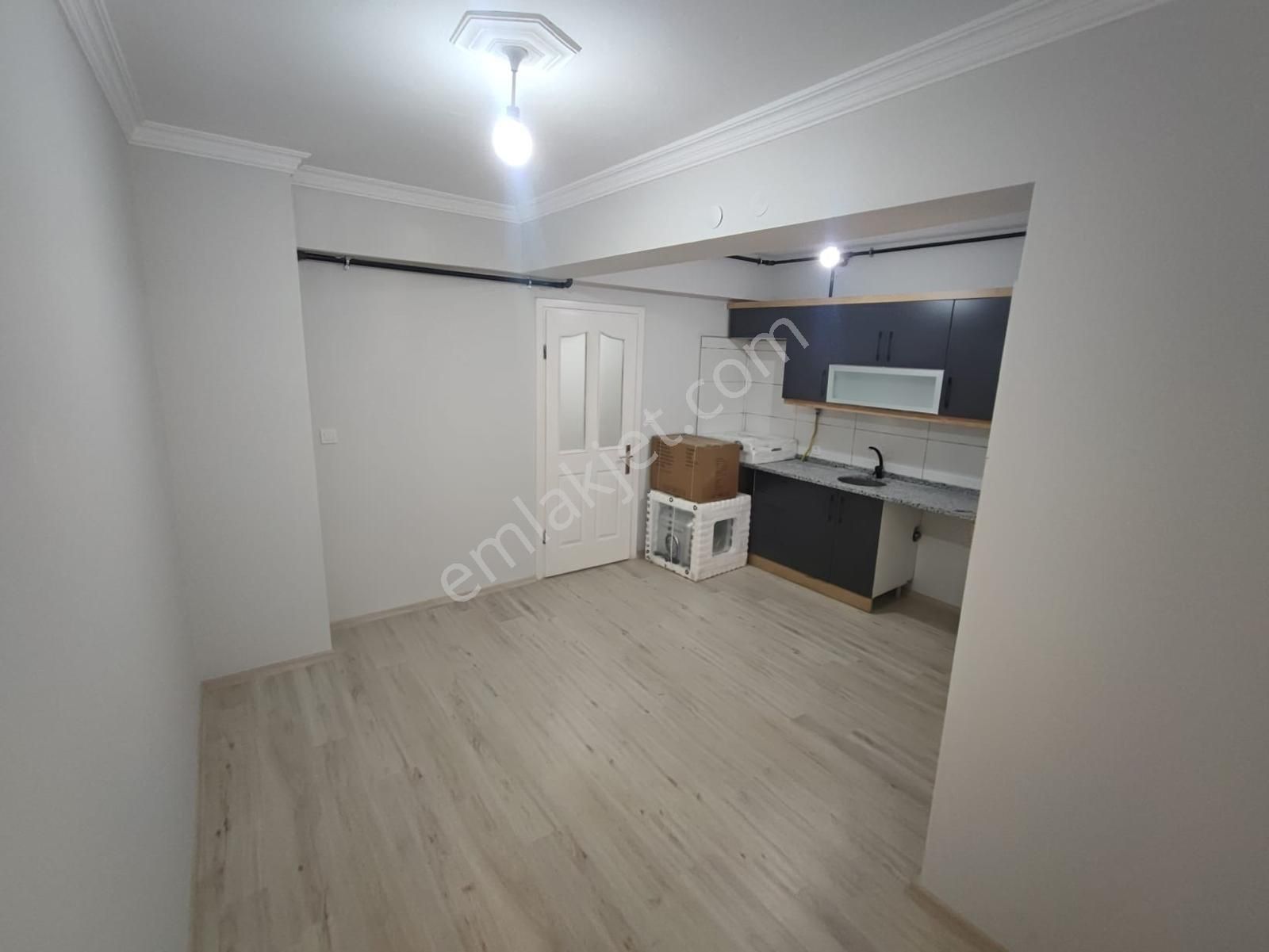 Merkezi Konumda Kiralık Daire - Görsel 16