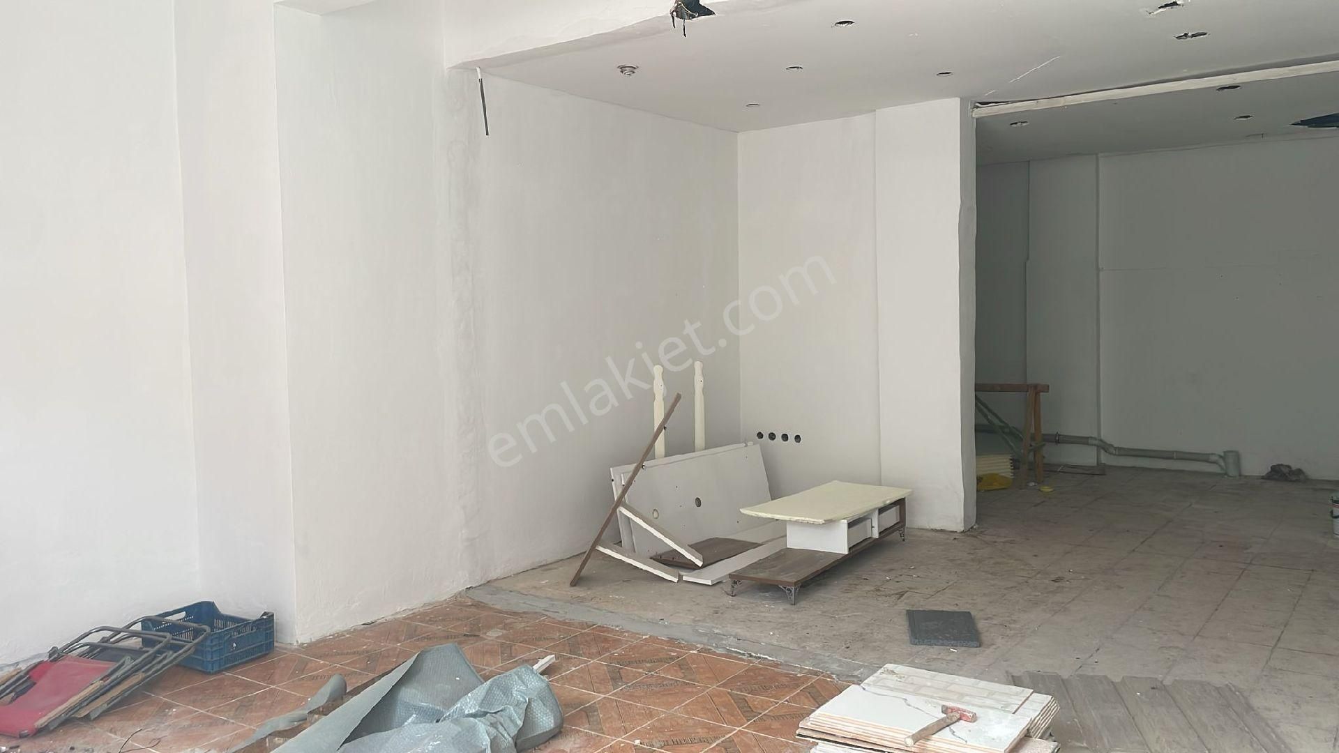Pınar Emlak'tan Akçalar Yeni Camii Yakınında Kiralık İşyeri