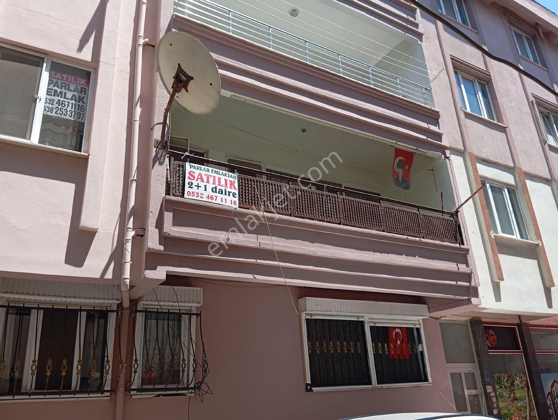 Parlar Emlaktan Satılık Daire Cumhuriyetmahallesinde 2+1 90m2 Doğalgazlı Full Eşyalı
