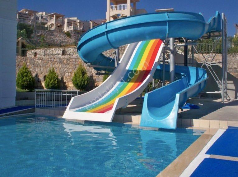 Özel Plajlı Sitede Bakımlı Lüks 2 Banyolu Daire Dekorlu Ön Blokta Acil - Görsel 26