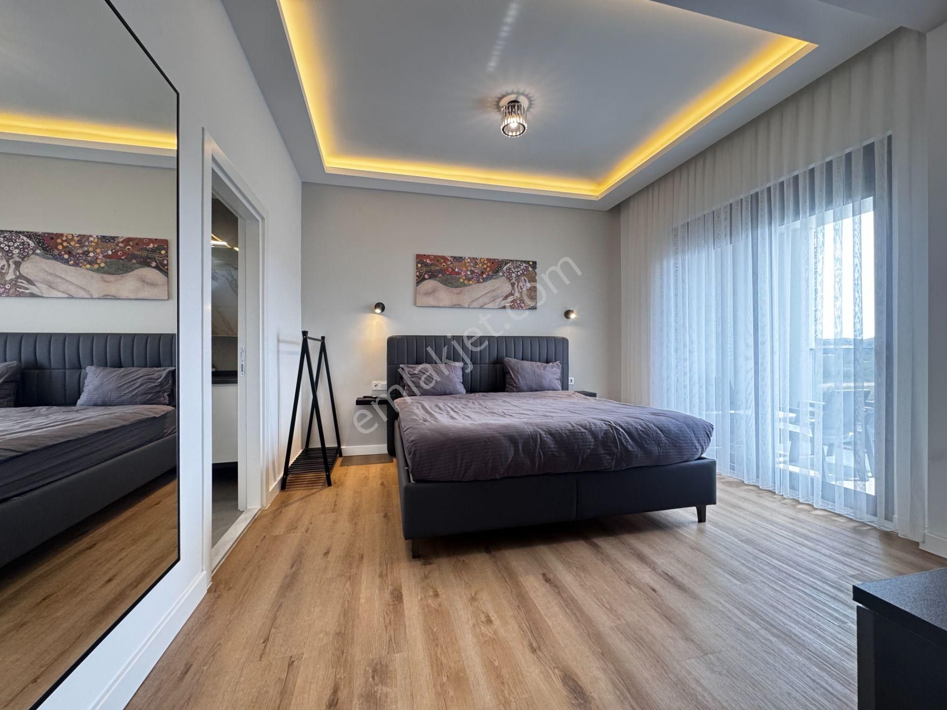 Kısa Dönem Kiralık Full Eşyalı Müstakil Havuzlu Villa - Görsel 19