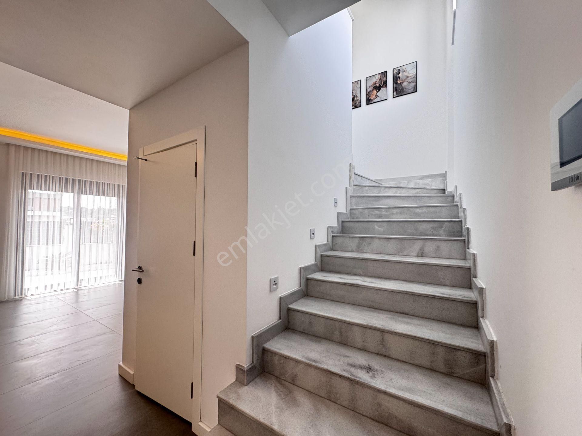 Kısa Dönem Kiralık Full Eşyalı Müstakil Havuzlu Villa - Görsel 9