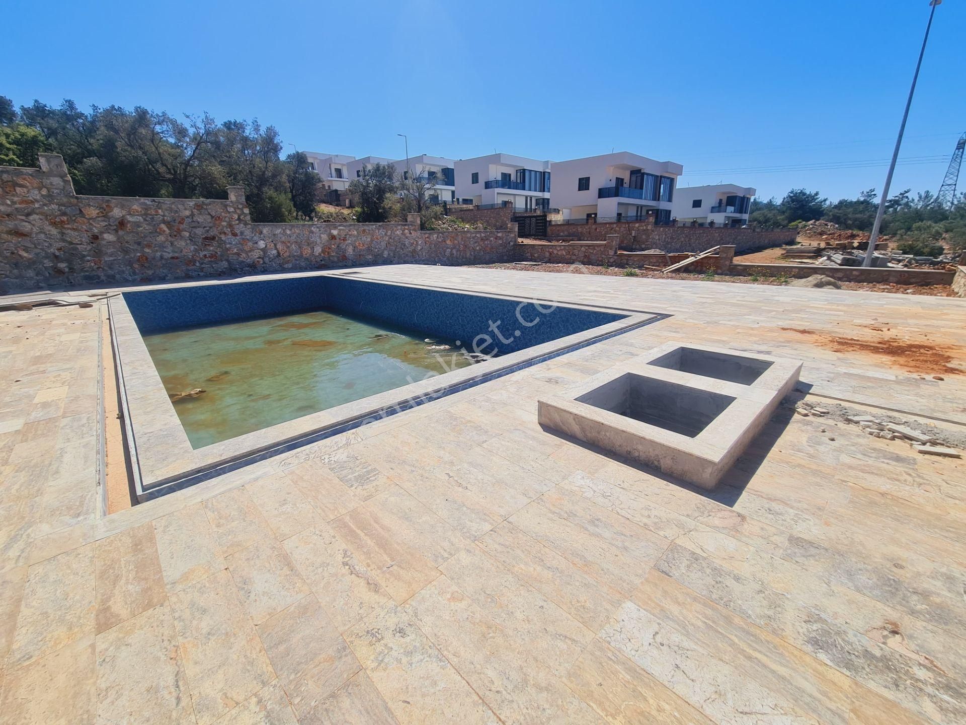 Akbük'de Sıfır Daire 2+1 Lüx Daireler Yetişen Alır !!! - Görsel 14