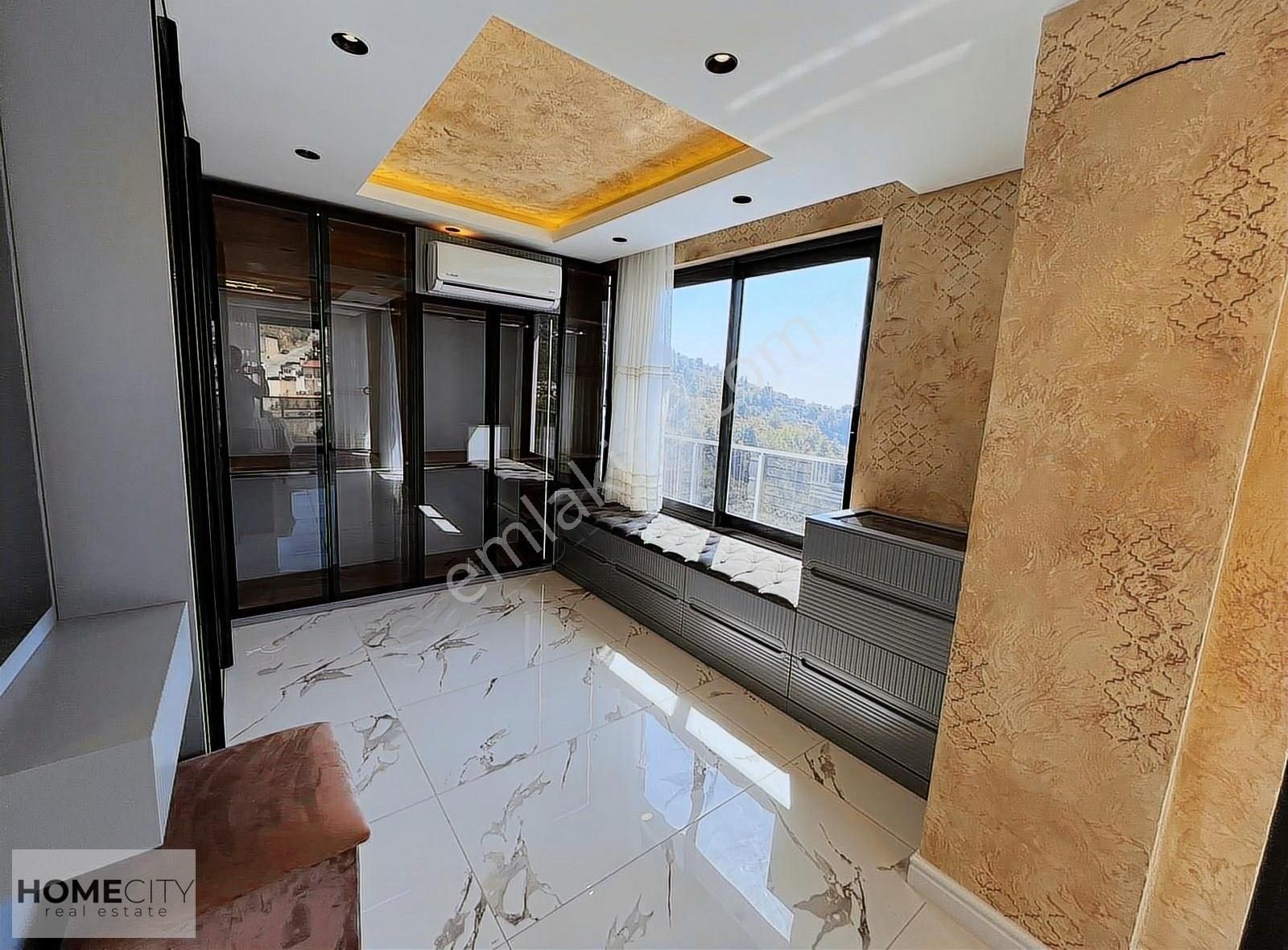 Alanya Tepe 4+1 750m2 Eşyalı,havuzlu,müstakil,lüks,kale Manzaral - Görsel 13
