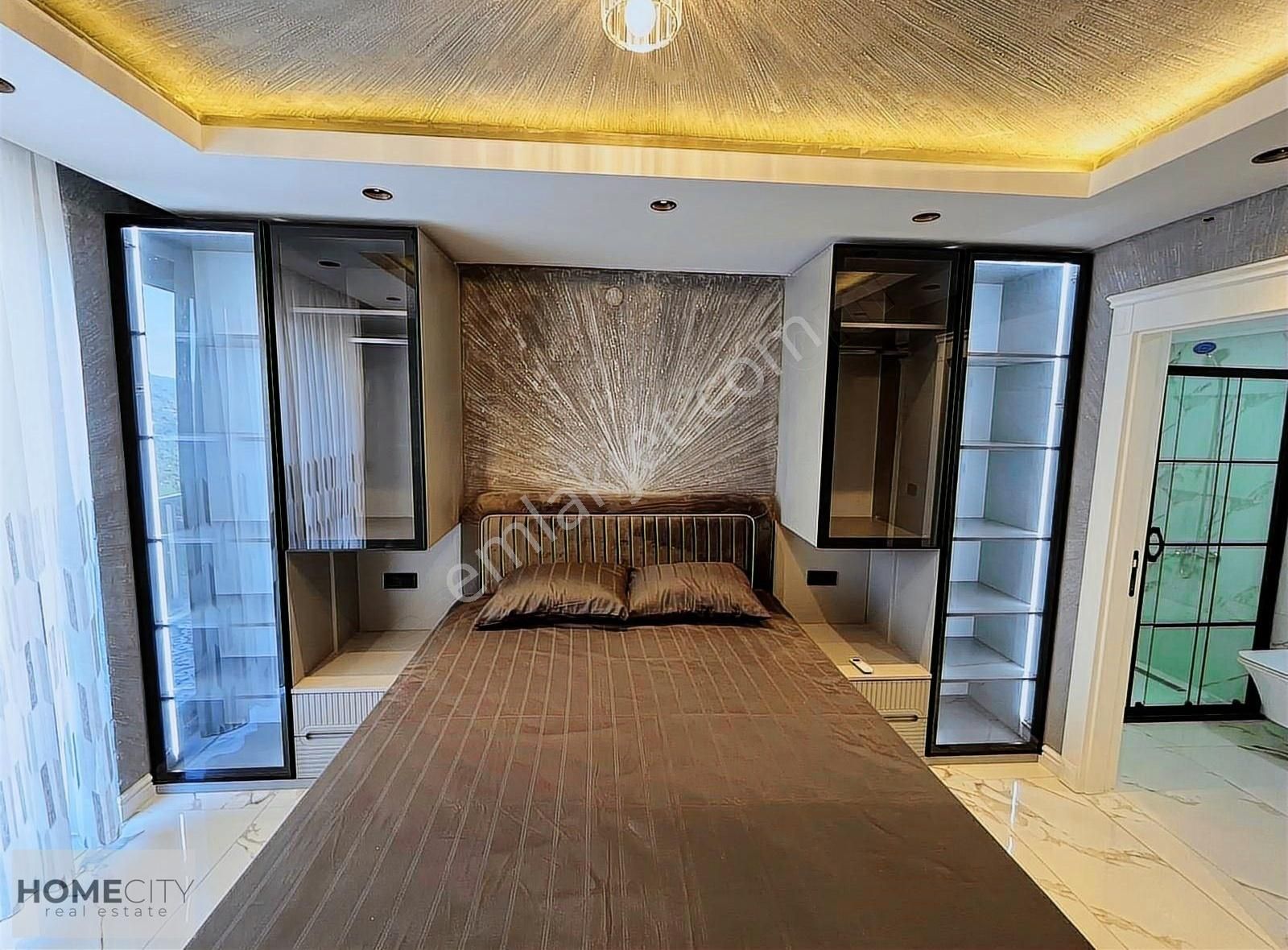Alanya Tepe 4+1 750m2 Eşyalı,havuzlu,müstakil,lüks,kale Manzaral - Görsel 14