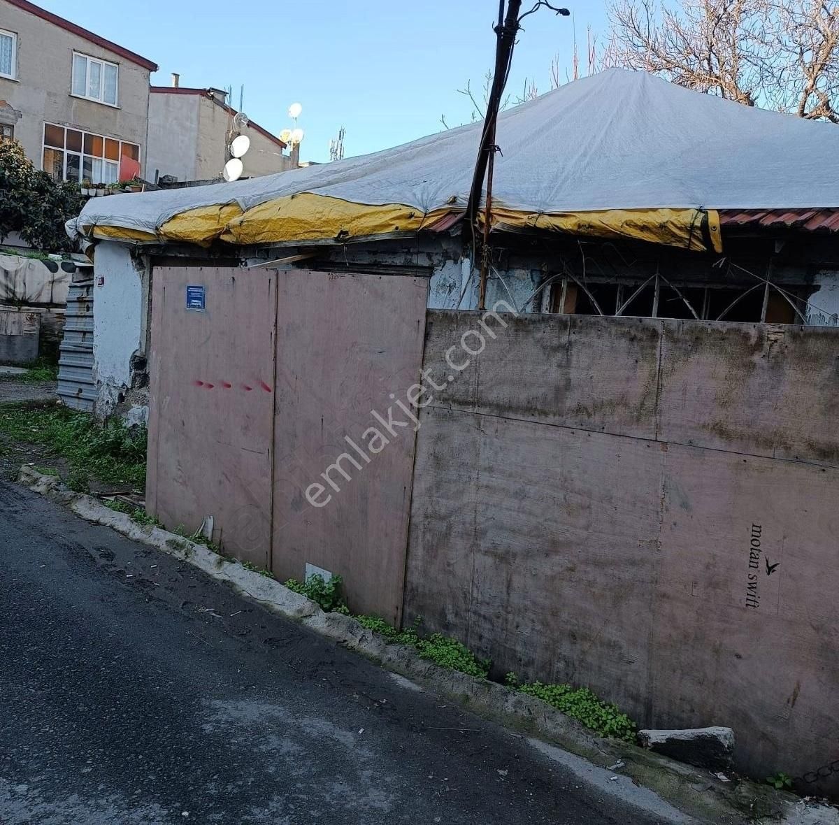 Halkalı Dereboyunda Satılık Veya Kiralık Arsa - Görsel 2