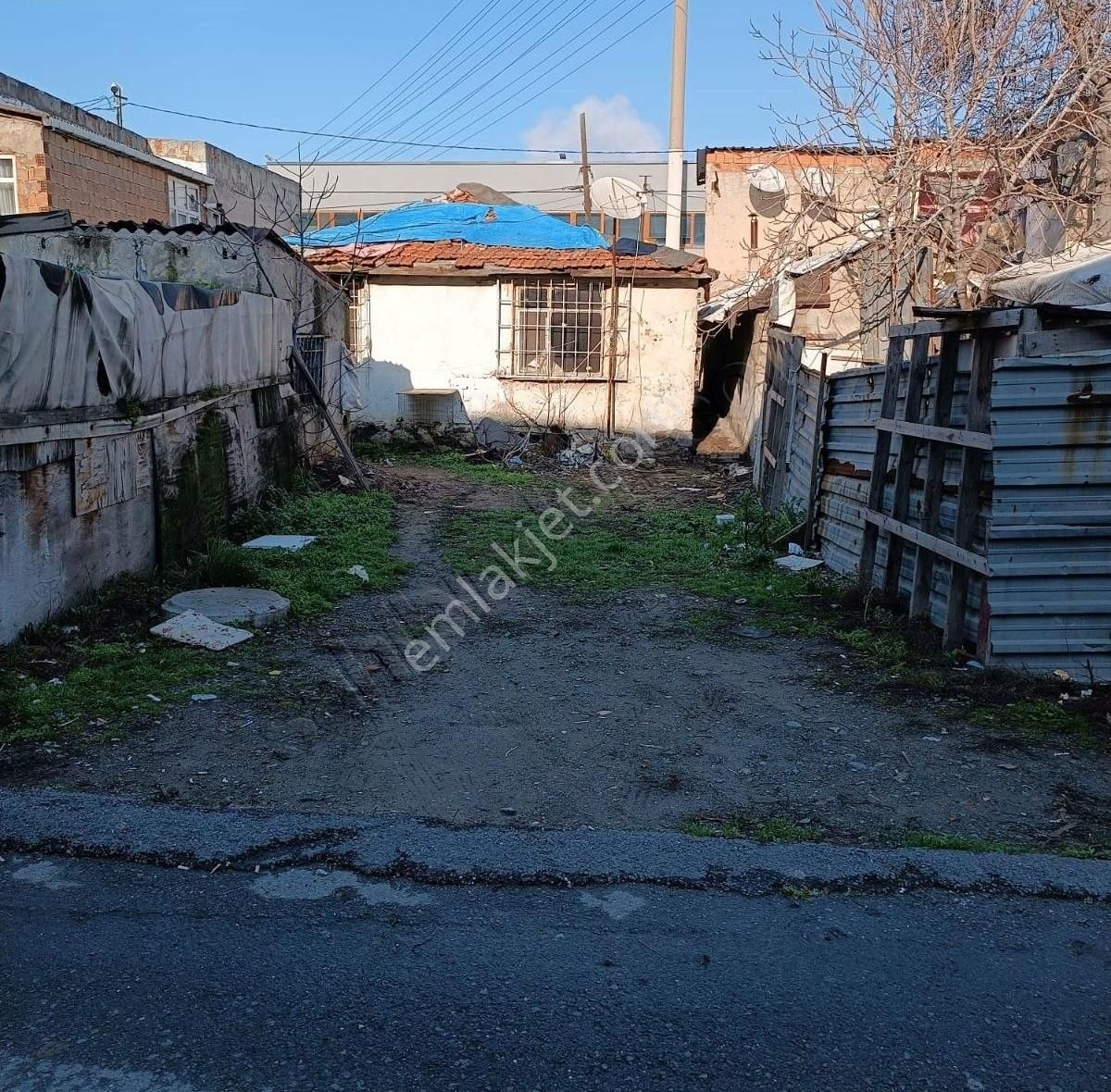 Halkalı Dereboyunda Satılık Veya Kiralık Arsa - Görsel 4