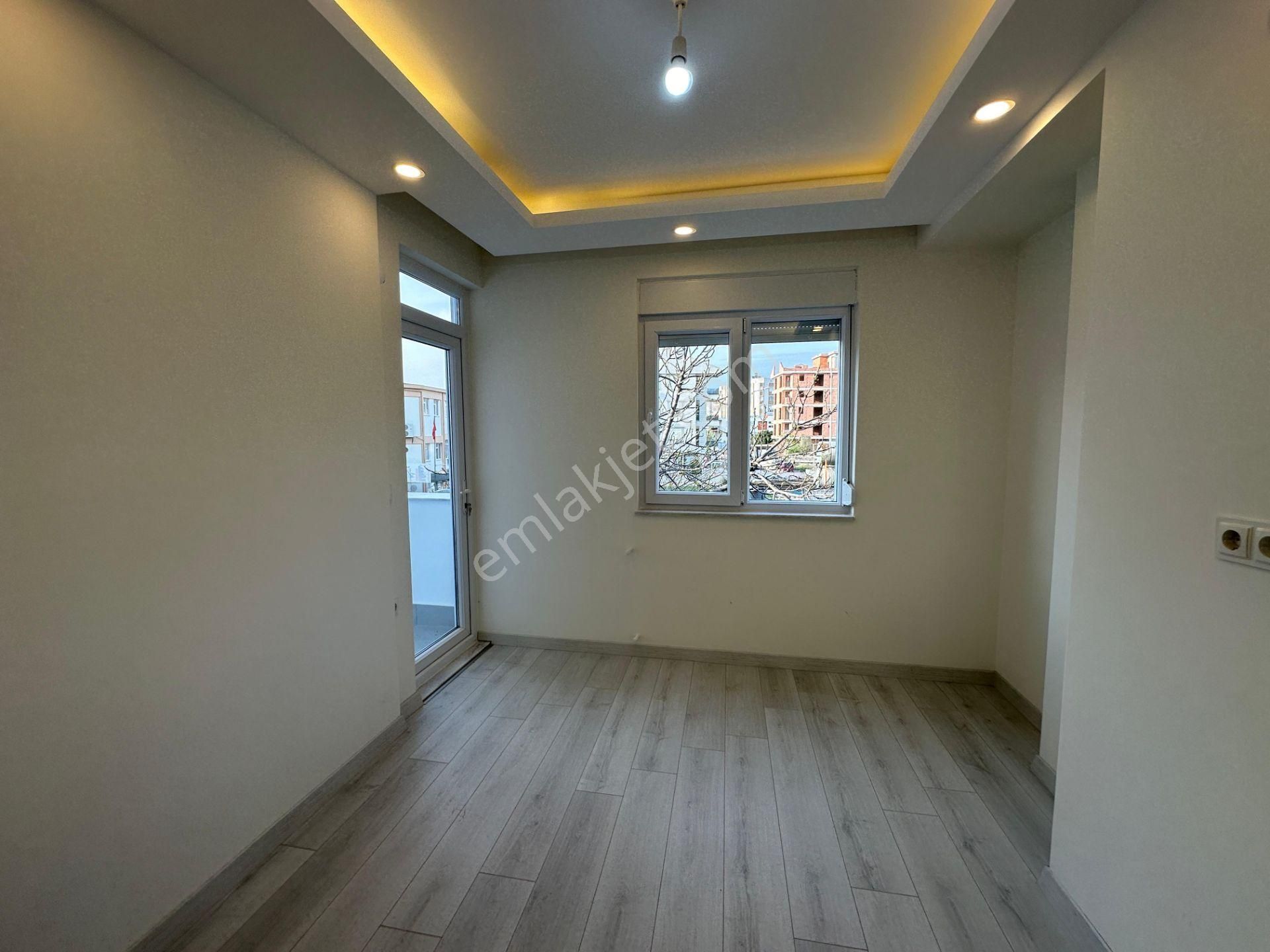 Yasinkuzu'dan Cuma Pazarına Çok Yakın Katta Satılık Lüx 1+1 Daire - Görsel 14
