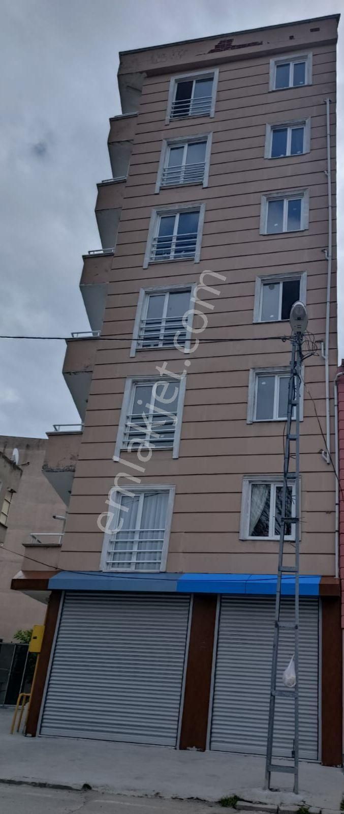 30 Ağustos Parkı Önünde 2+1 Arakat Kiralık Sıfır Daire