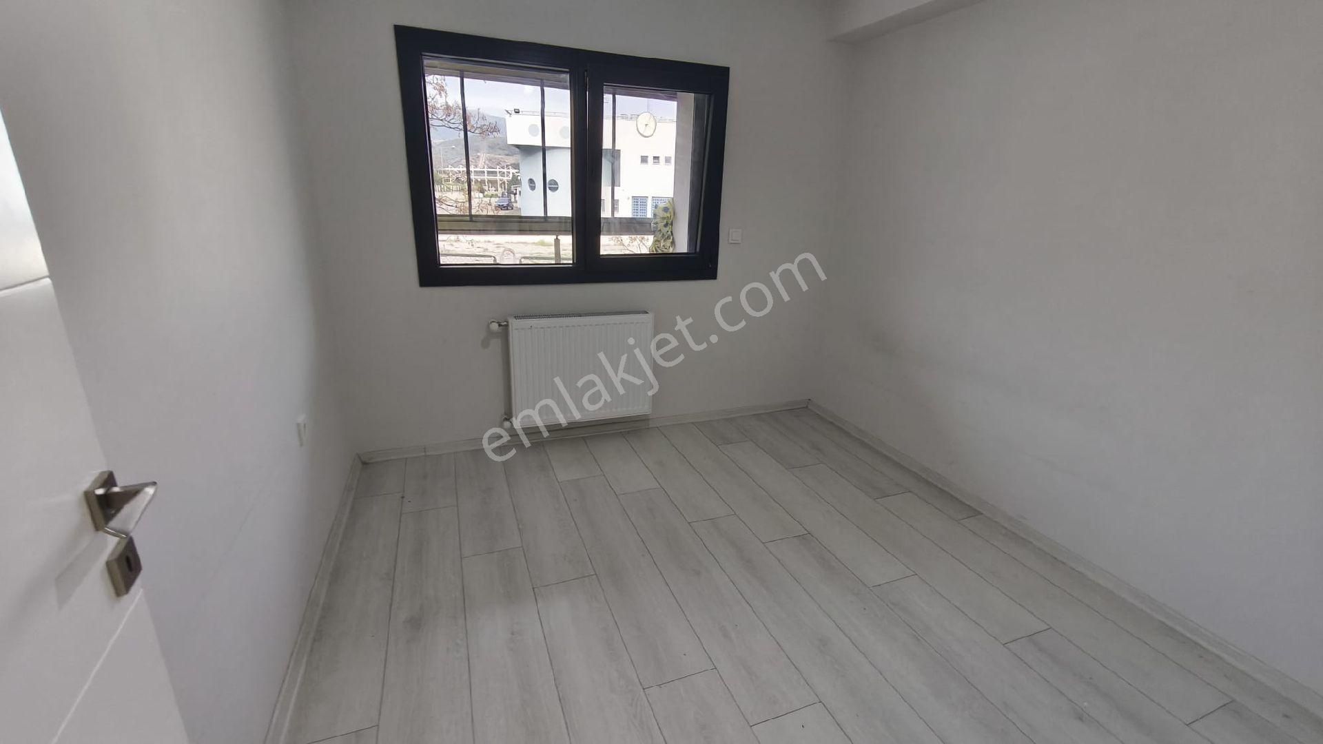 Karşıyaka Zübeyde Hanım Mahallesin'de 2+1 Satılık Önü Açık Daire - Görsel 20