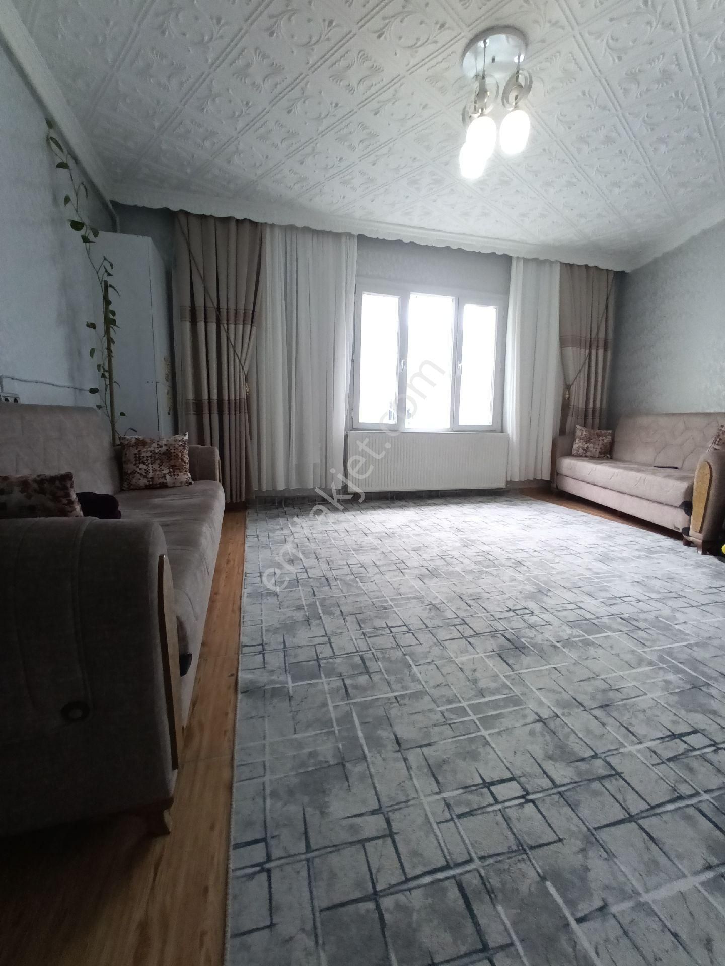 Güzel Vadi Mahallesi 2 Katlı Doğal Gazli Satılık Mustakil Ev - Görsel 2